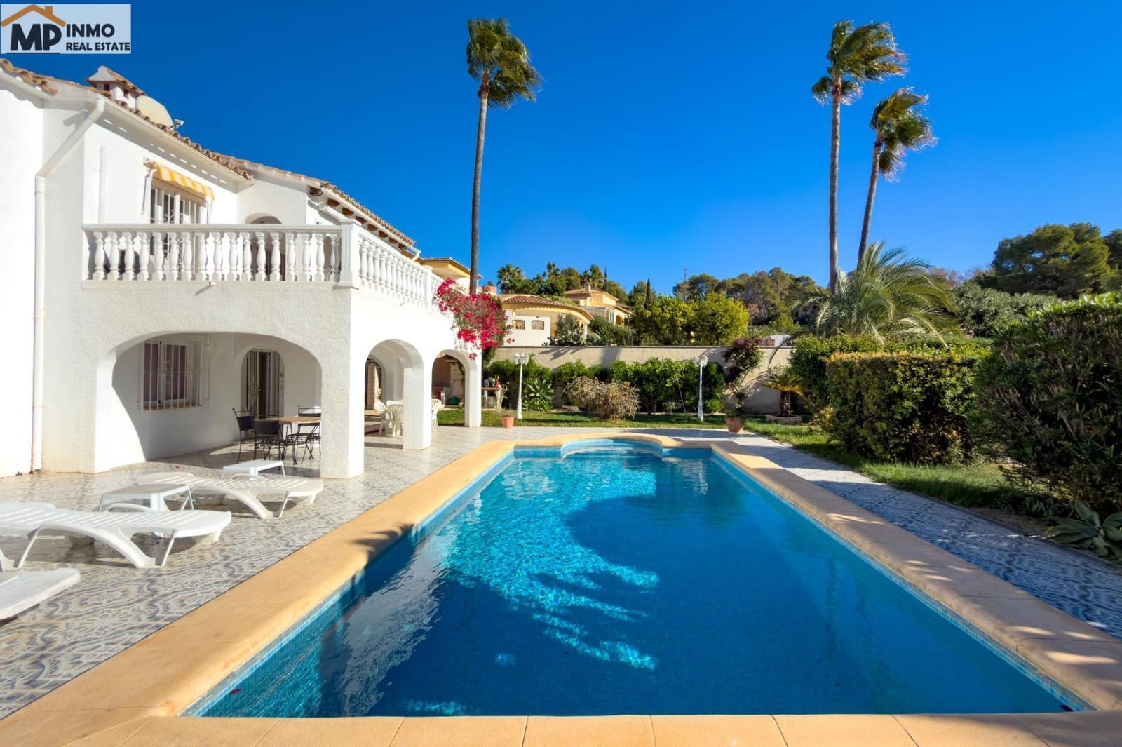 4 soveværelse Villa til salg i Benissa med swimmingpool - € 650.000 (Ref: 9562075)