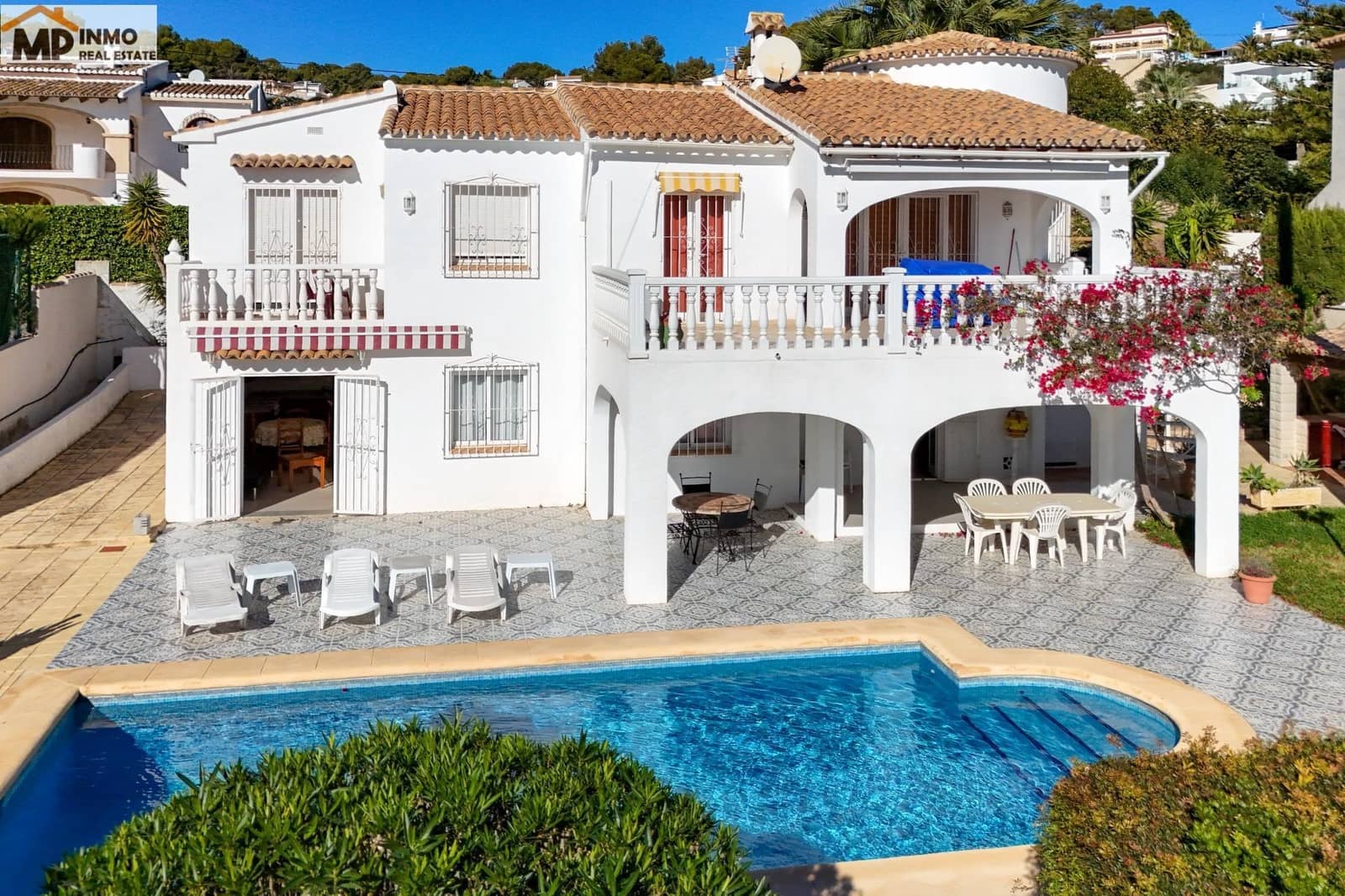 4 soveværelse Villa til salg i Benissa med swimmingpool - € 650.000 (Ref: 9562075)