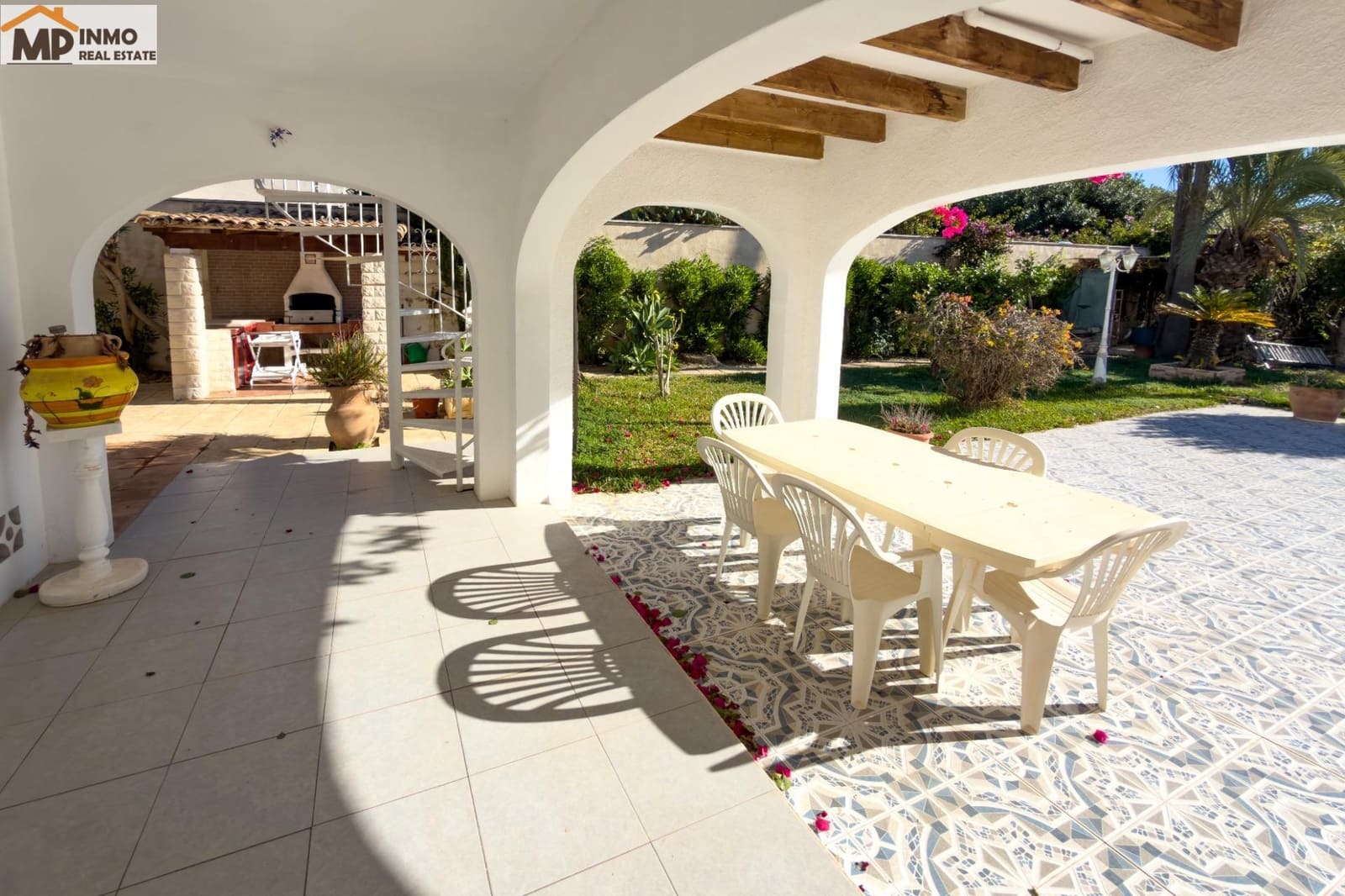 4 soveværelse Villa til salg i Benissa med swimmingpool - € 650.000 (Ref: 9562075)