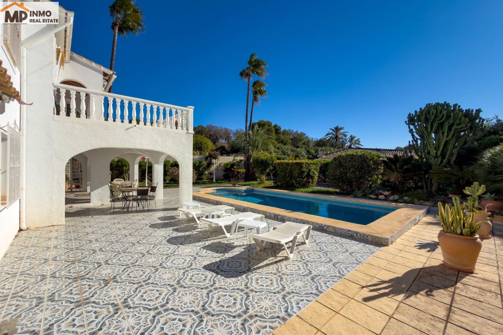 4 soveværelse Villa til salg i Benissa med swimmingpool - € 650.000 (Ref: 9562075)