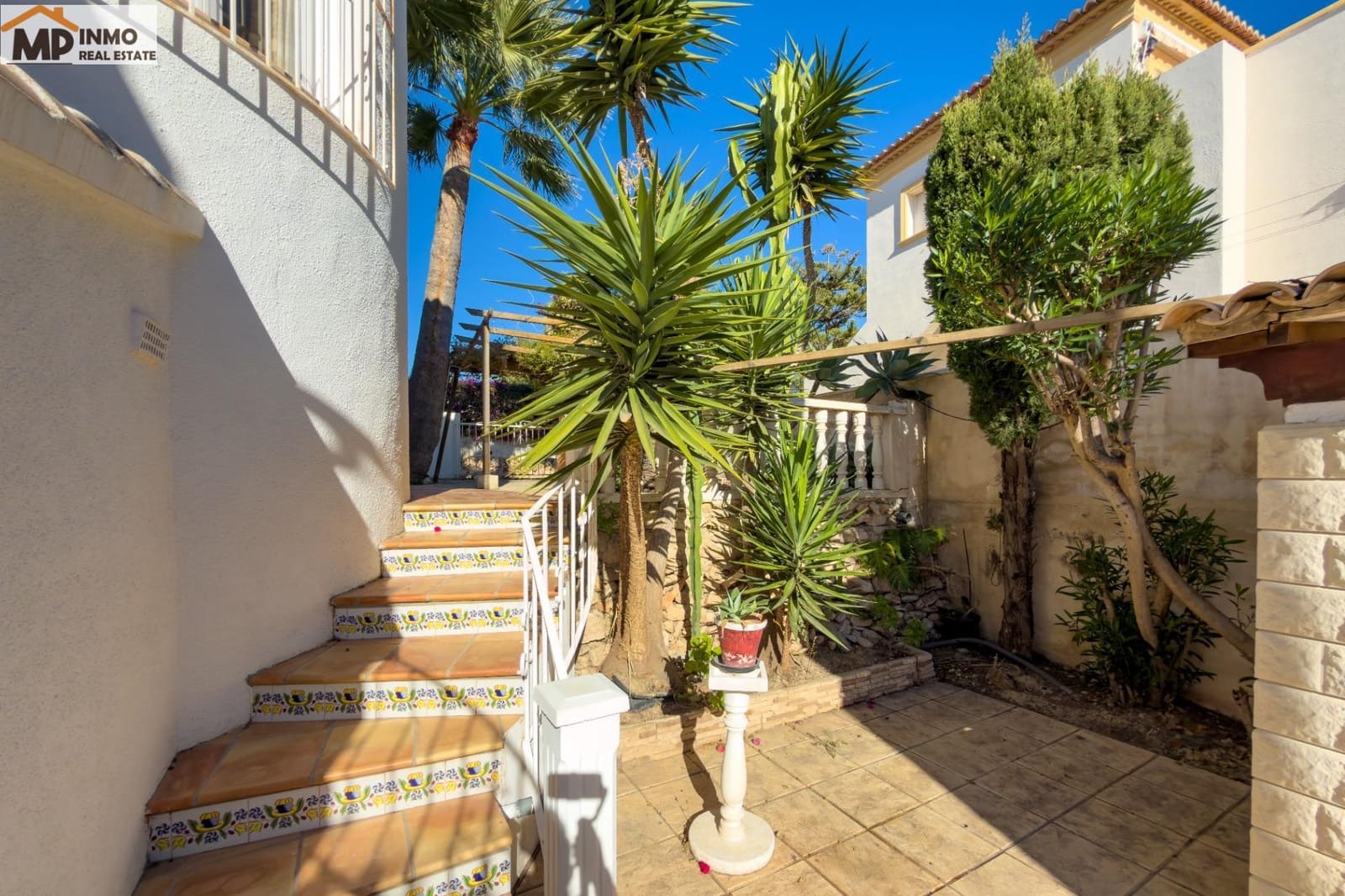 4 soveværelse Villa til salg i Benissa med swimmingpool - € 650.000 (Ref: 9562075)