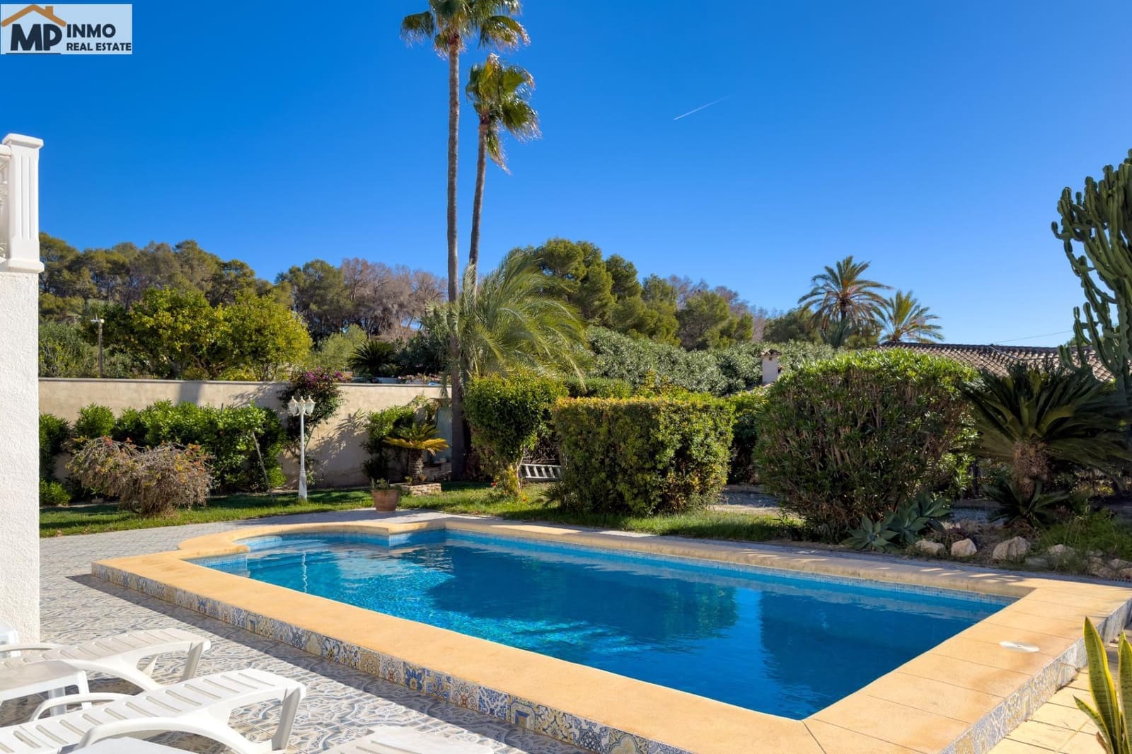 4 soveværelse Villa til salg i Benissa med swimmingpool - € 650.000 (Ref: 9562075)