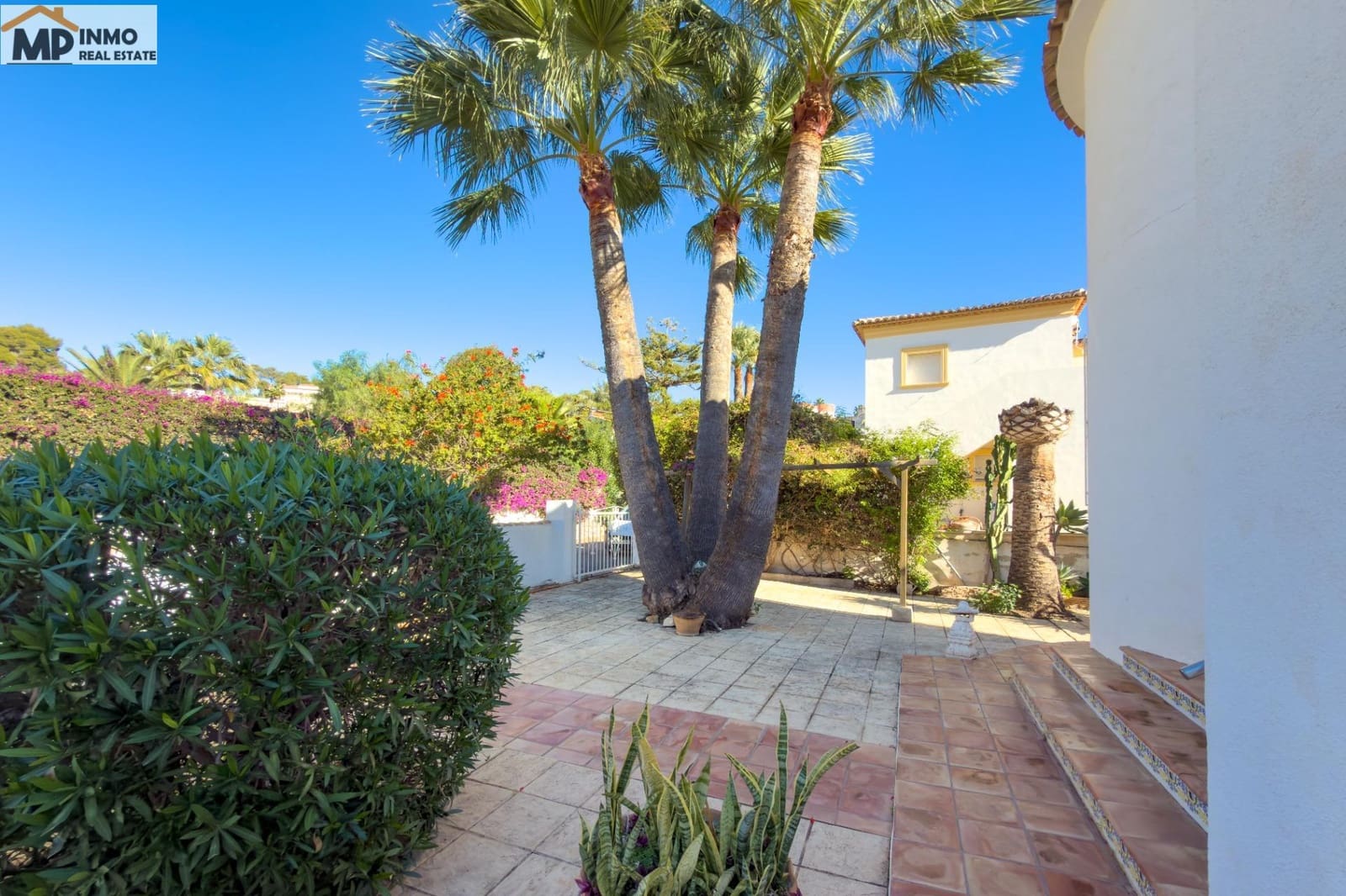 4 soveværelse Villa til salg i Benissa med swimmingpool - € 650.000 (Ref: 9562075)