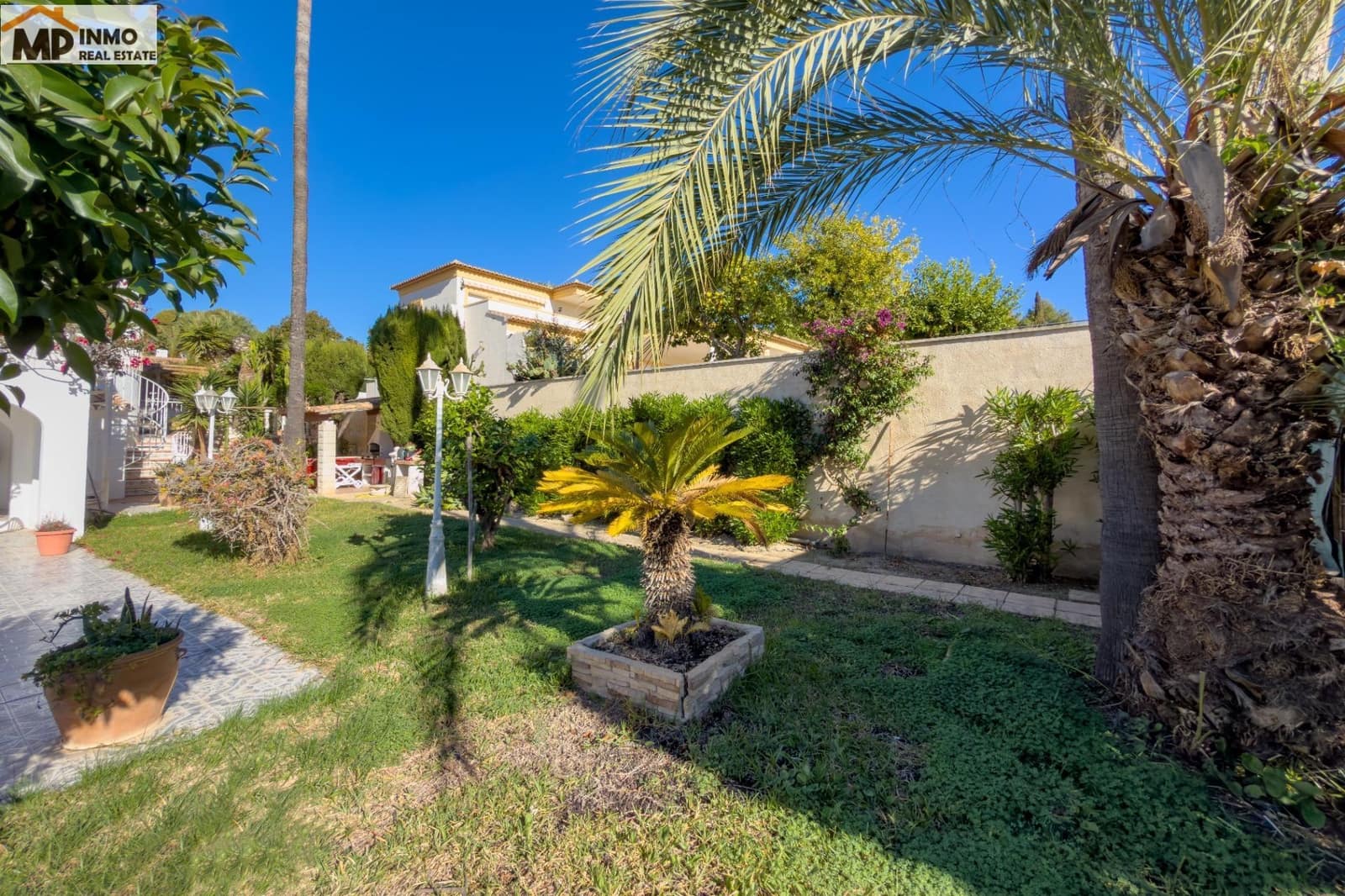 4 soveværelse Villa til salg i Benissa med swimmingpool - € 650.000 (Ref: 9562075)