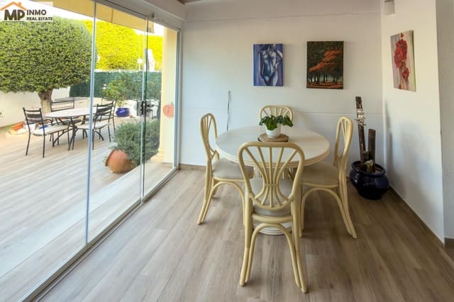 3 soveværelse Bungalow til salg i Calpe / Calp med swimmingpool garage - € 499.000 (Ref: 9562076)