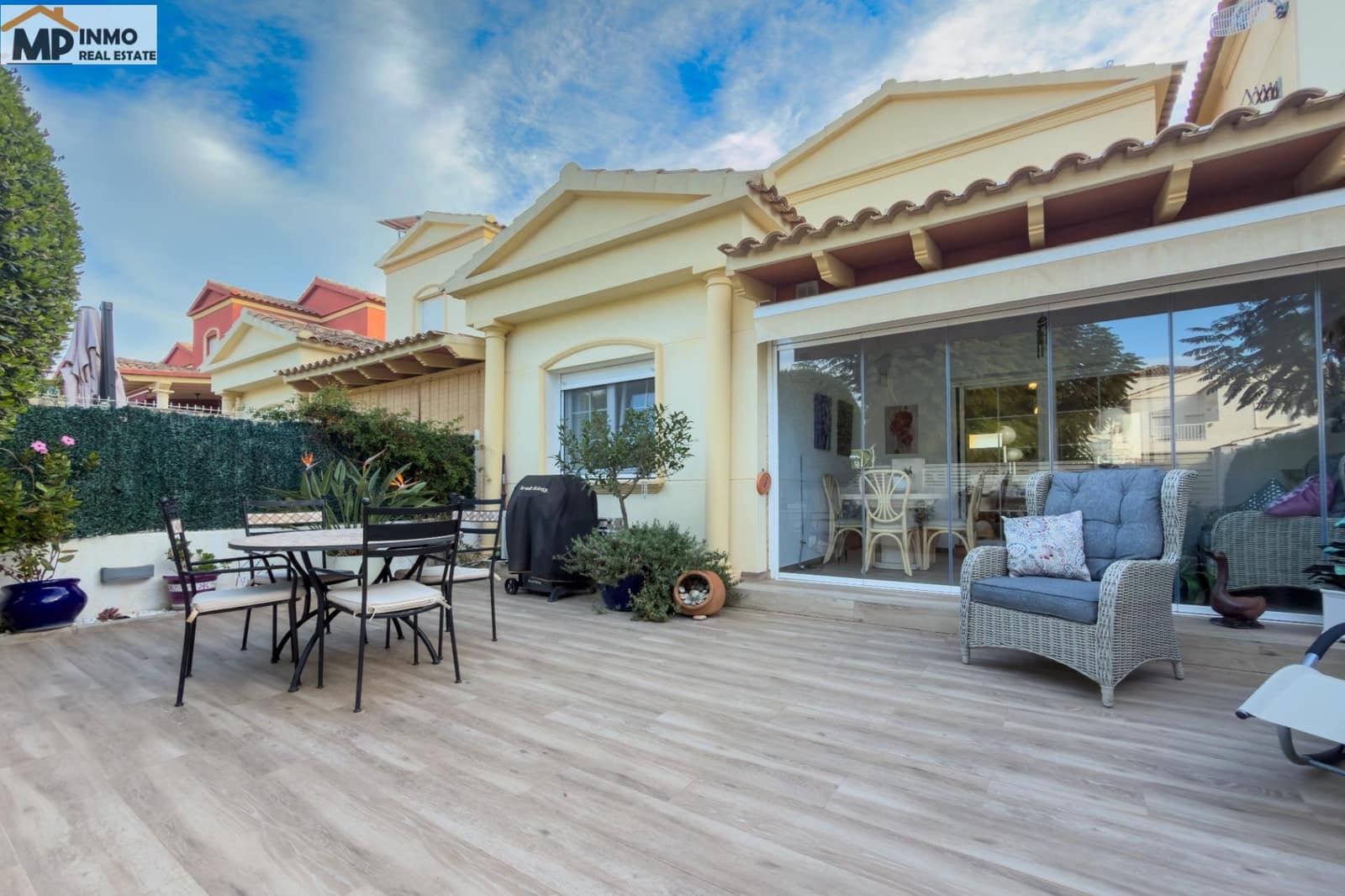 3 soveværelse Bungalow til salg i Calpe / Calp med swimmingpool garage - € 499.000 (Ref: 9562076)