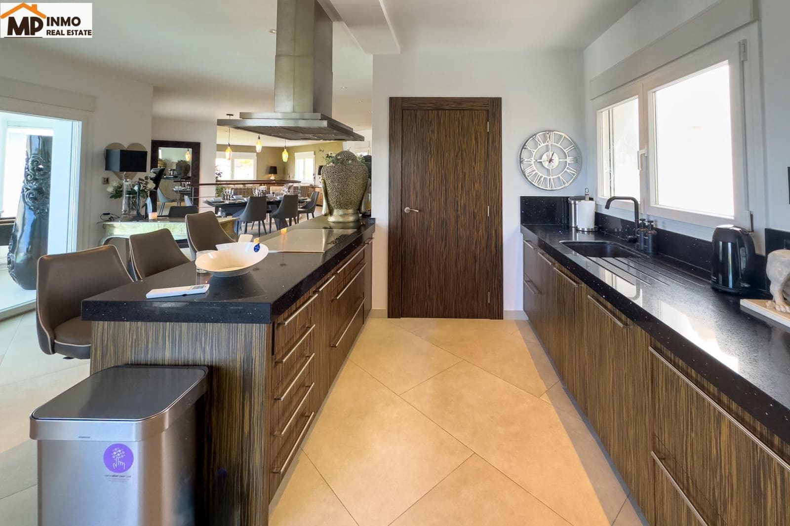 5 soverom Villa til salgs i Moraira med svømmebasseng garasje - € 2 495 000 (Ref: 9630312)