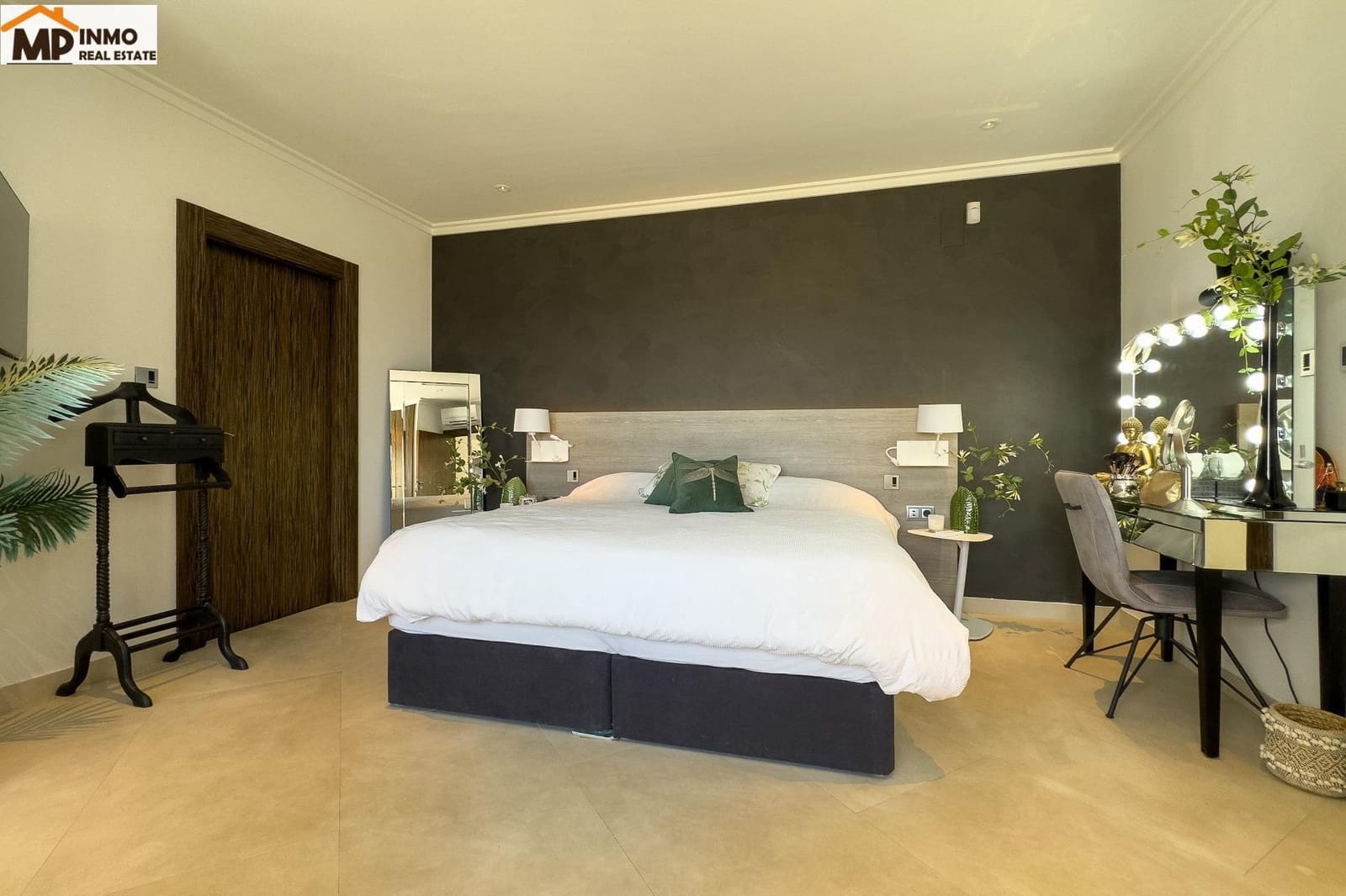 5 soverom Villa til salgs i Moraira med svømmebasseng garasje - € 2 495 000 (Ref: 9630312)