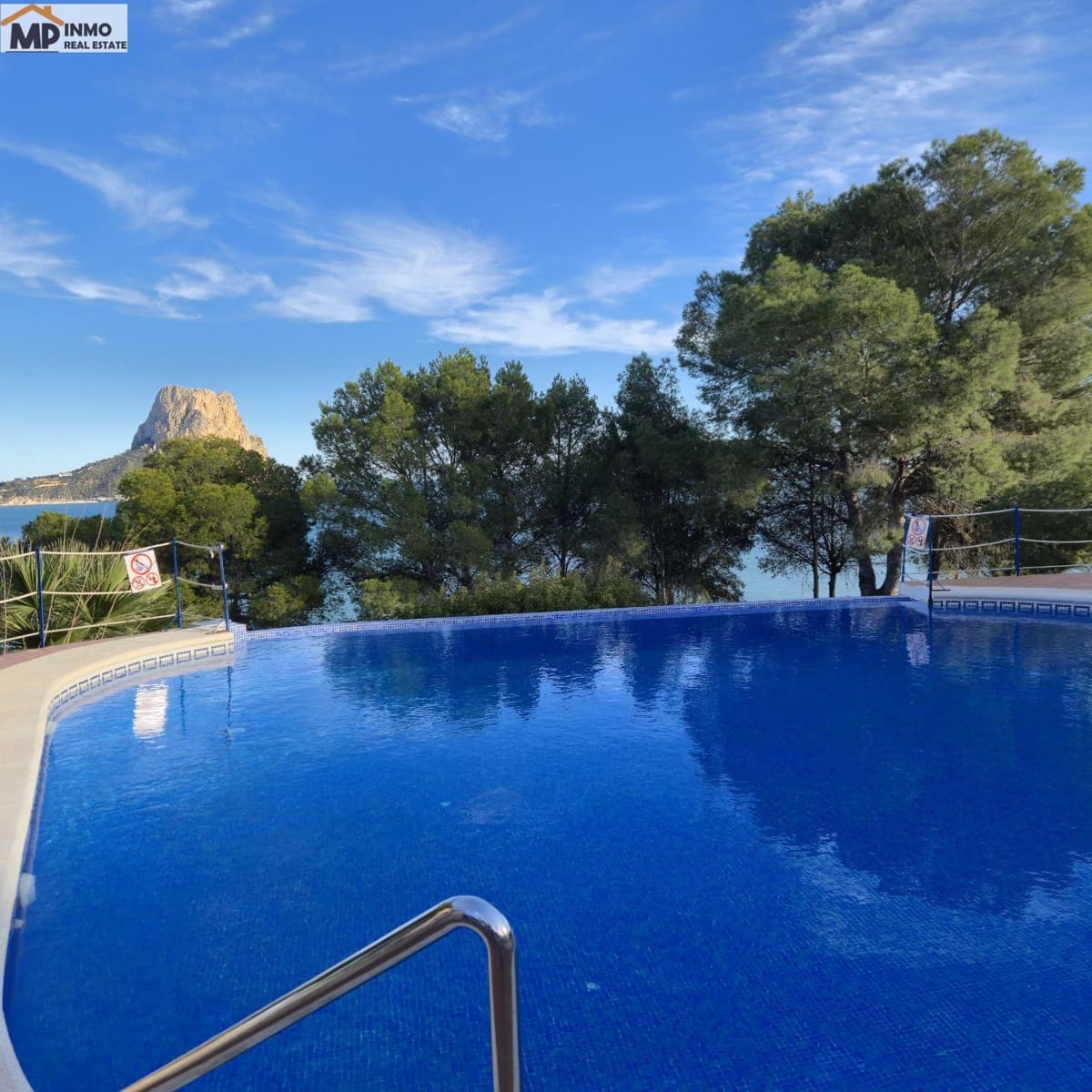 3 makuuhuone Bungalow myytävänä paikassa Calpe / Calp mukana uima-altaan - 499 000 € (Ref: 9630313)