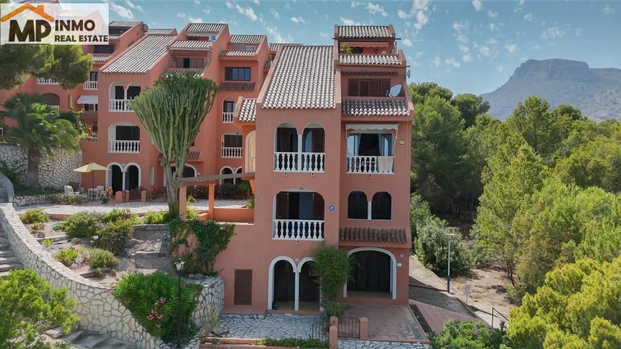 3 makuuhuone Bungalow myytävänä paikassa Calpe / Calp mukana uima-altaan - 499 000 € (Ref: 9630313)