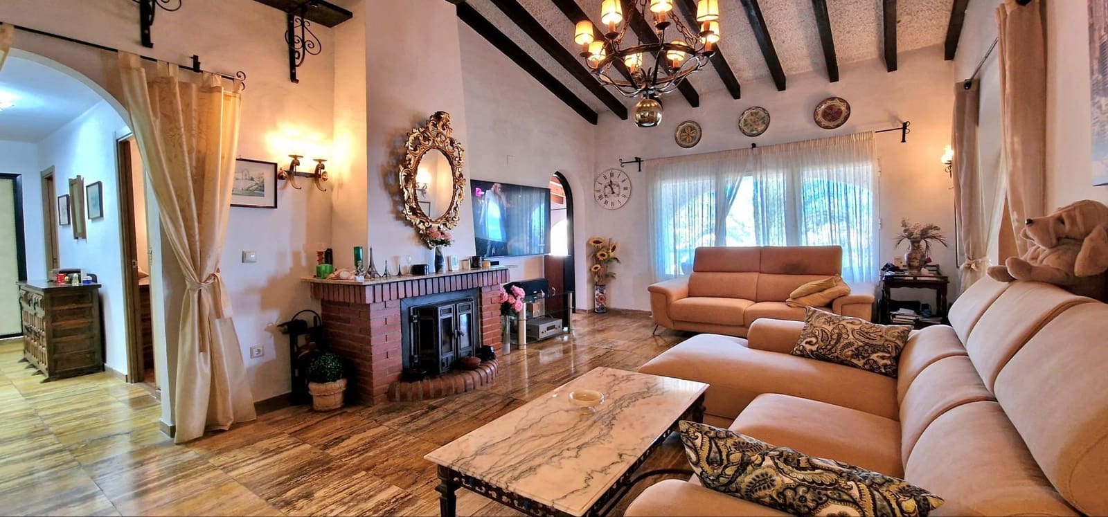 6 bedroom Villa for sale in Calpe / Calp with pool garage - € 890,000 (Ref: 9630318)