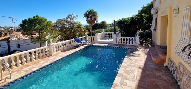 6 bedroom Villa for sale in Maryvilla, Calpe / Calp with pool garage - € 890,000 (Ref: 9630318)