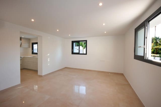 4 slaapkamer Villa te koop in Calpe / Calp - € 840.000 (Ref: 9630319)