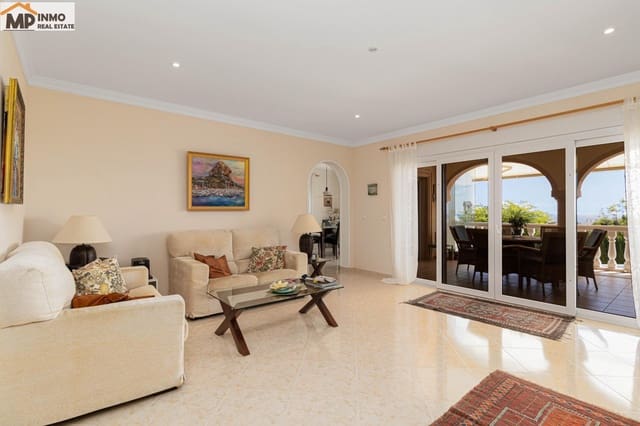 5 slaapkamer Villa te koop in Calpe / Calp met zwembad garage - € 795.000 (Ref: 9630320)
