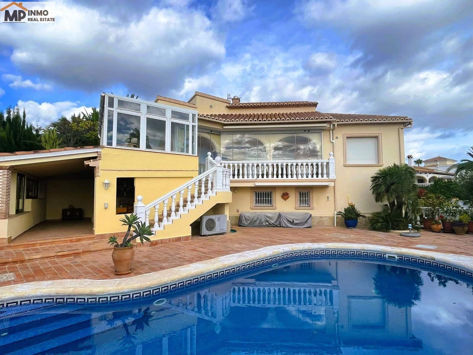 5 slaapkamer Villa te koop in Calpe / Calp met zwembad garage - € 795.000 (Ref: 9630320)