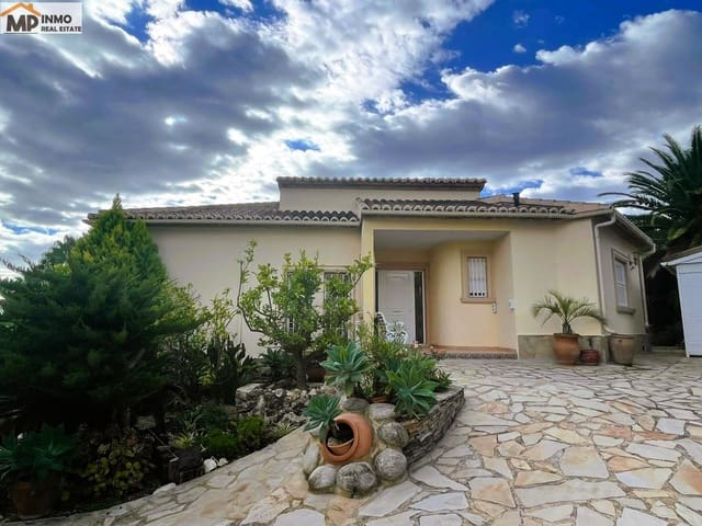 5 slaapkamer Villa te koop in Calpe / Calp met zwembad garage - € 795.000 (Ref: 9630320)