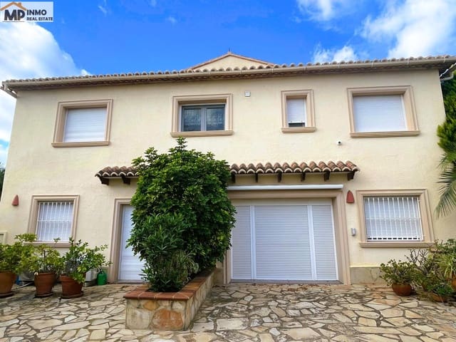 5 slaapkamer Villa te koop in Calpe / Calp met zwembad garage - € 795.000 (Ref: 9630320)