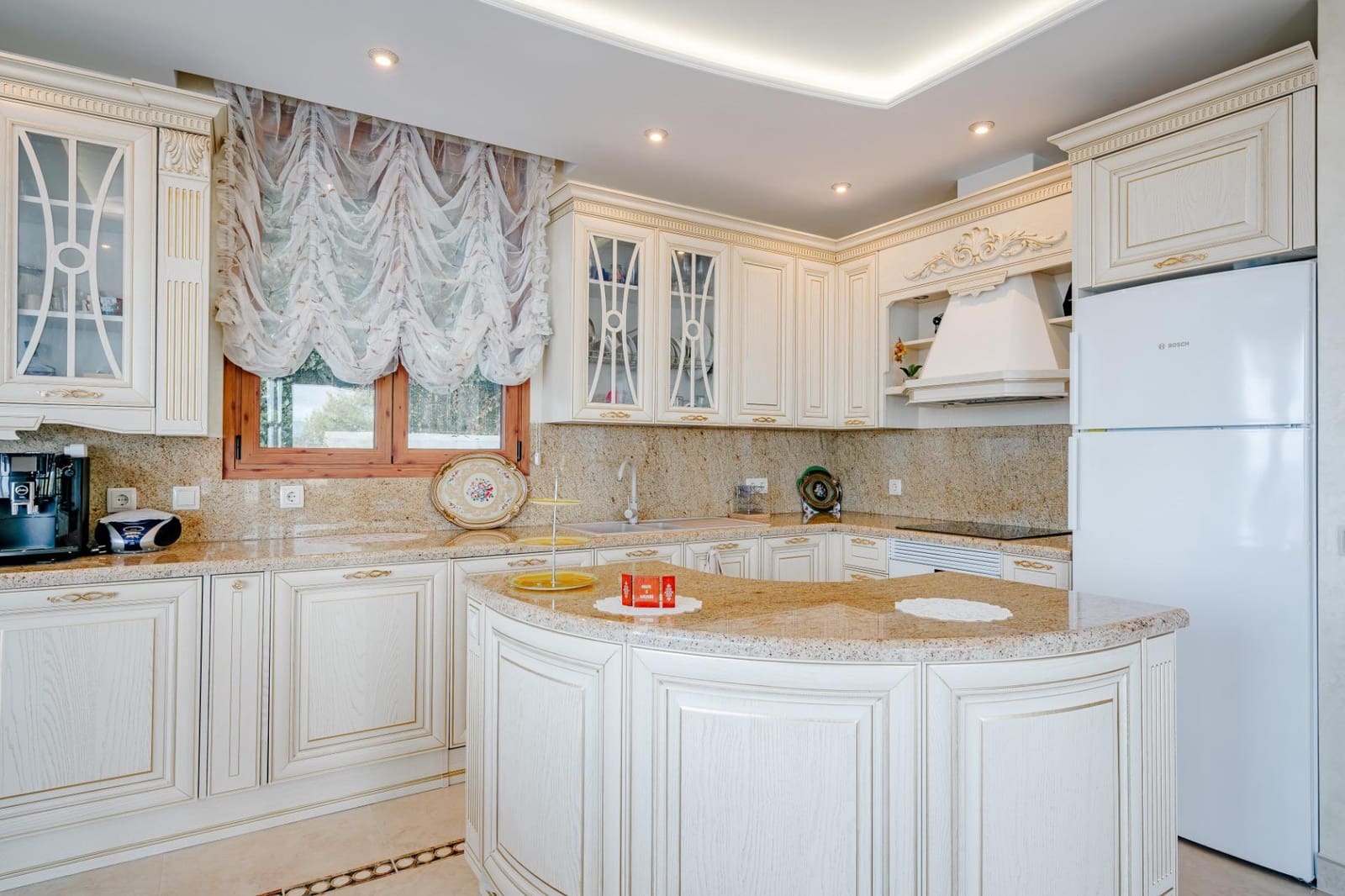 Chalet de 6 habitaciones en Calpe / Calp en venta con piscina garaje - 4.200.000 € (Ref: 9630324)