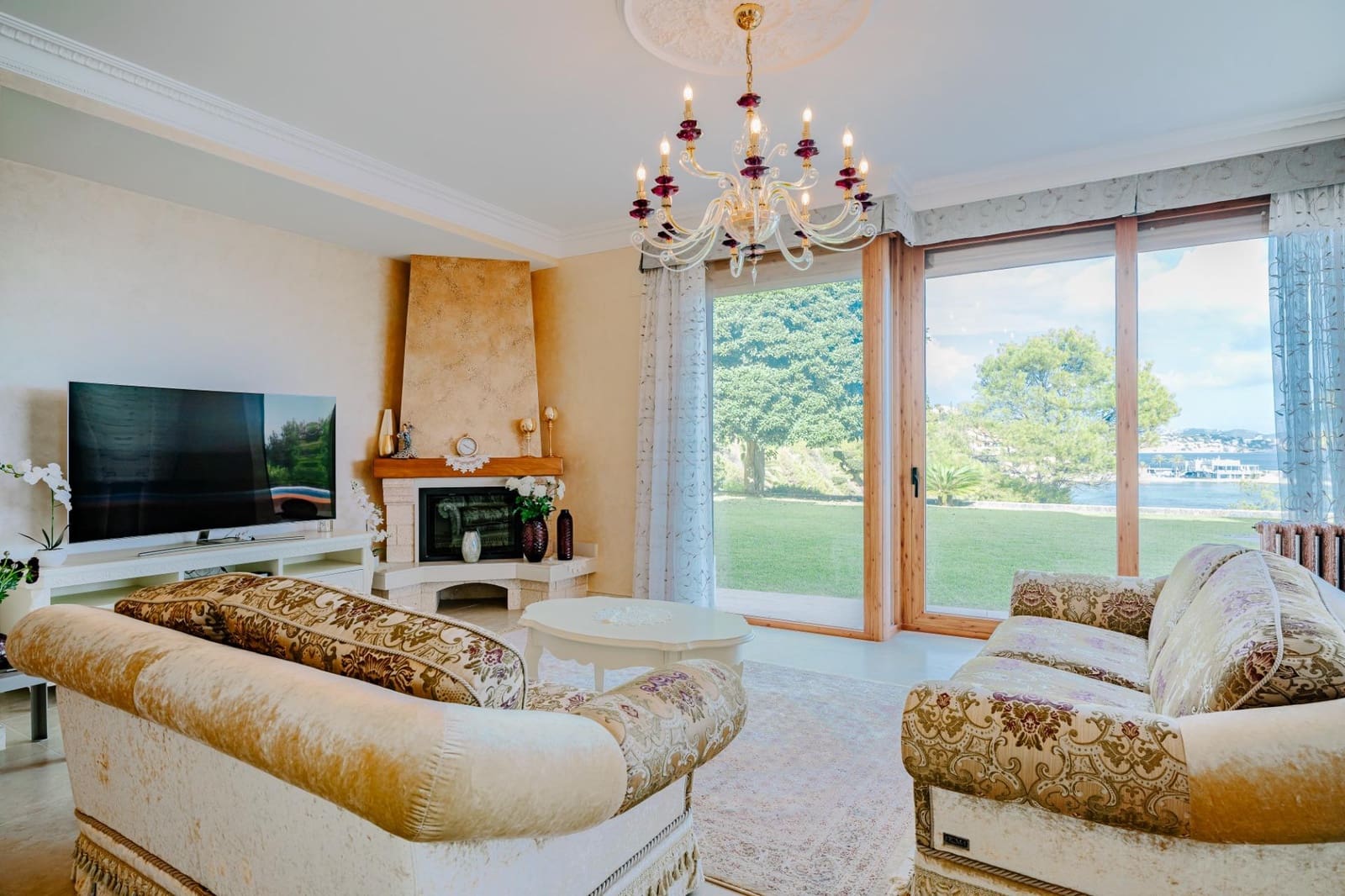 Chalet de 6 habitaciones en Calpe / Calp en venta con piscina garaje - 4.200.000 € (Ref: 9630324)