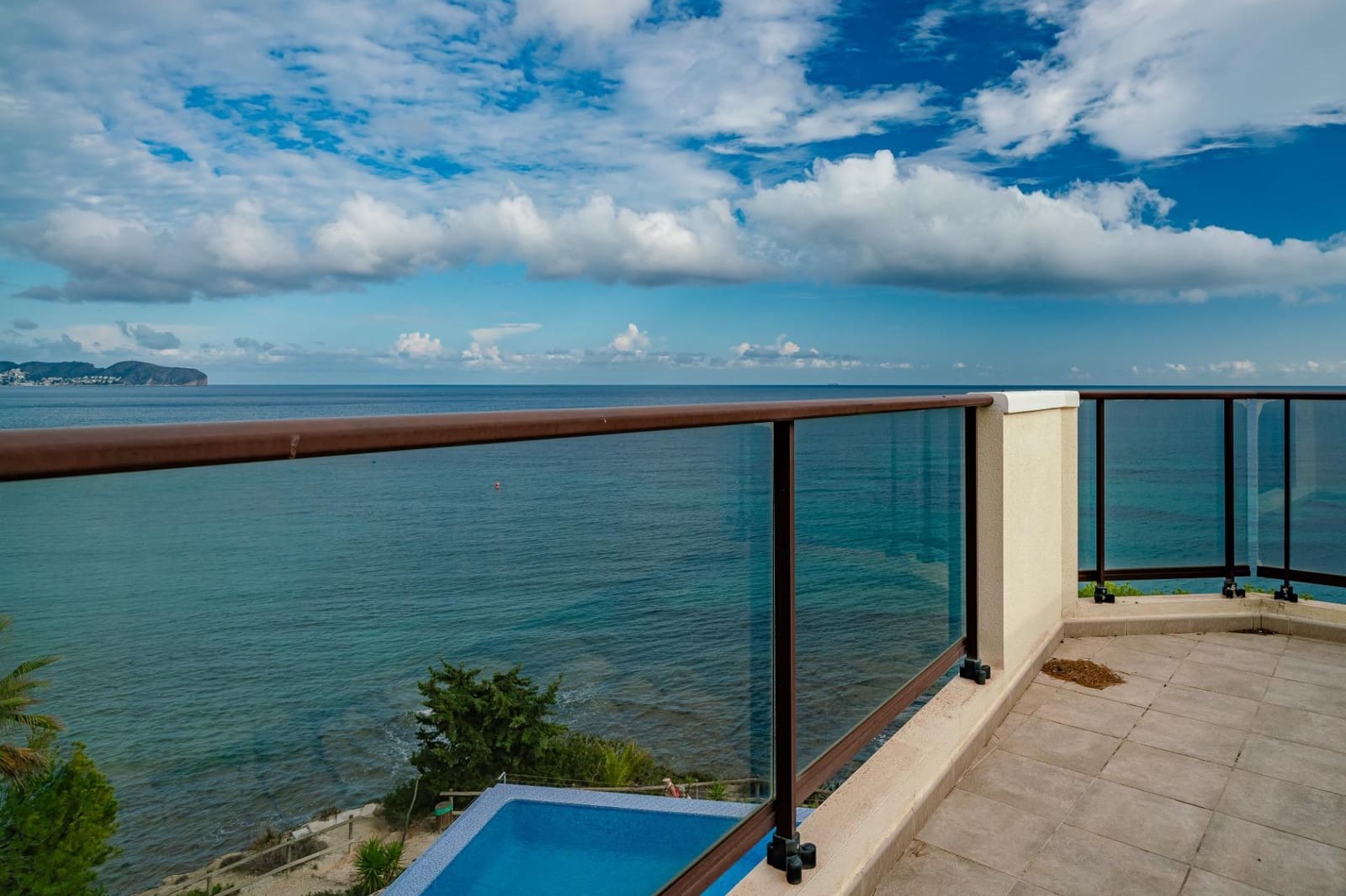 Chalet de 6 habitaciones en Calpe / Calp en venta con piscina garaje - 4.200.000 € (Ref: 9630324)