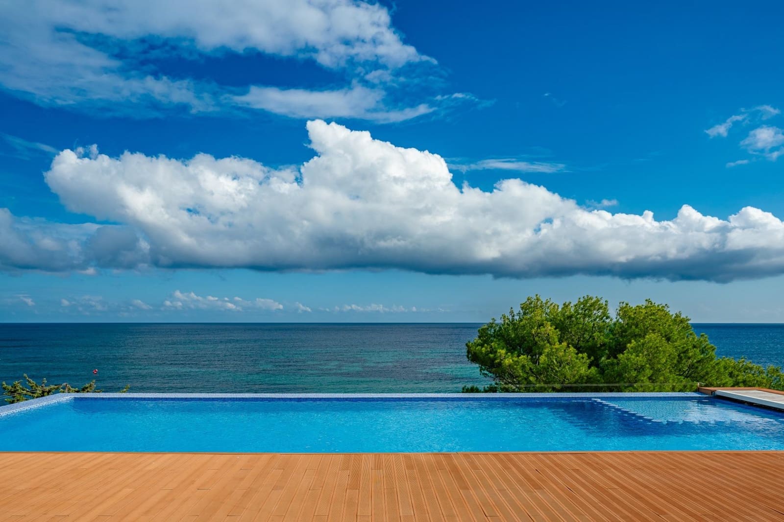 Chalet de 6 habitaciones en Calpe / Calp en venta con piscina garaje - 4.200.000 € (Ref: 9630324)