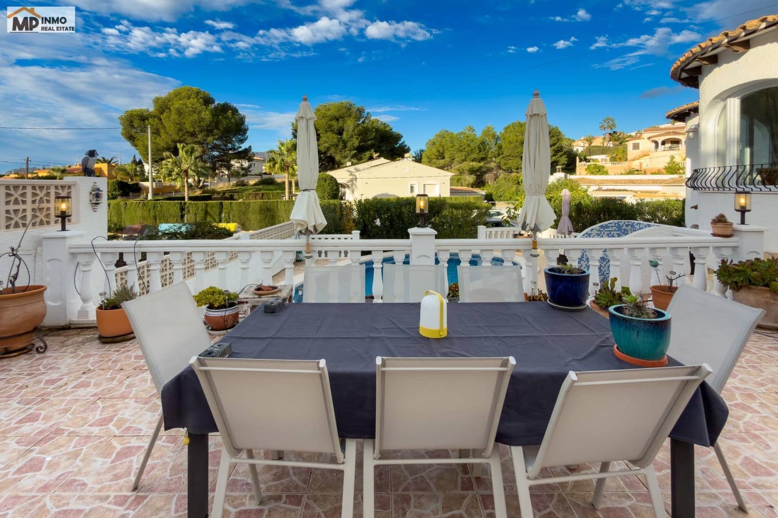 Chalet de 4 habitaciones en Calpe / Calp en venta con piscina garaje - 525.000 € (Ref: 9630325)