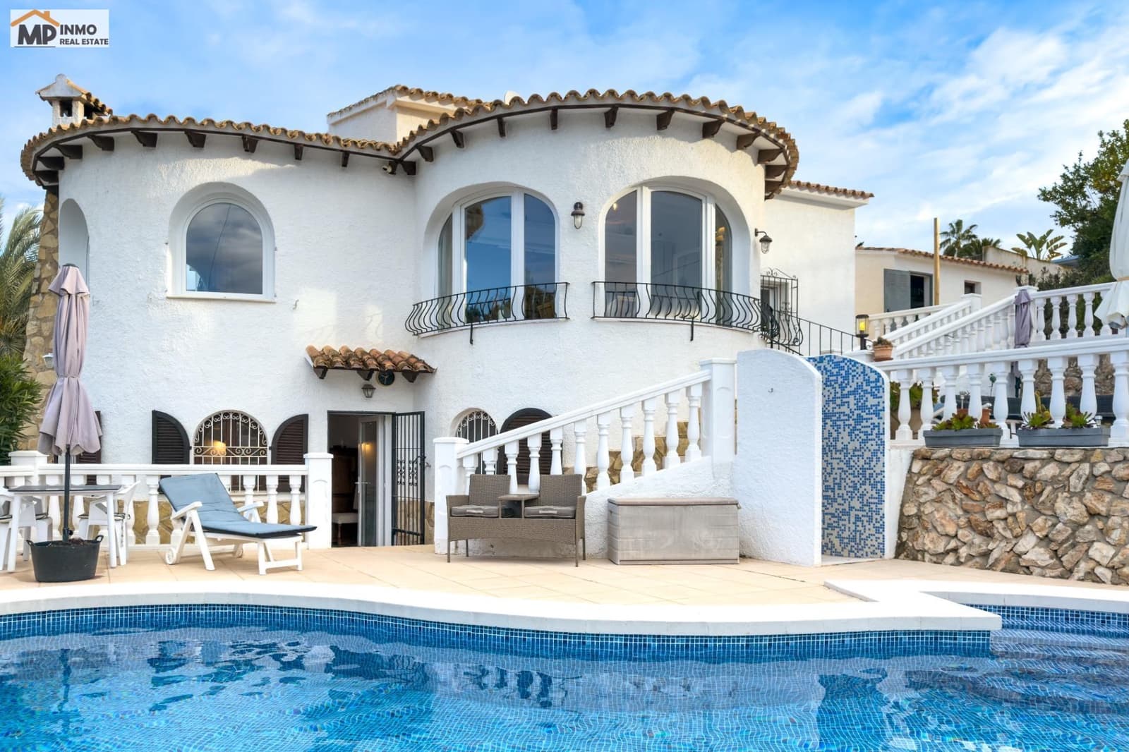 Chalet de 4 habitaciones en Calpe / Calp en venta con piscina garaje - 525.000 € (Ref: 9630325)