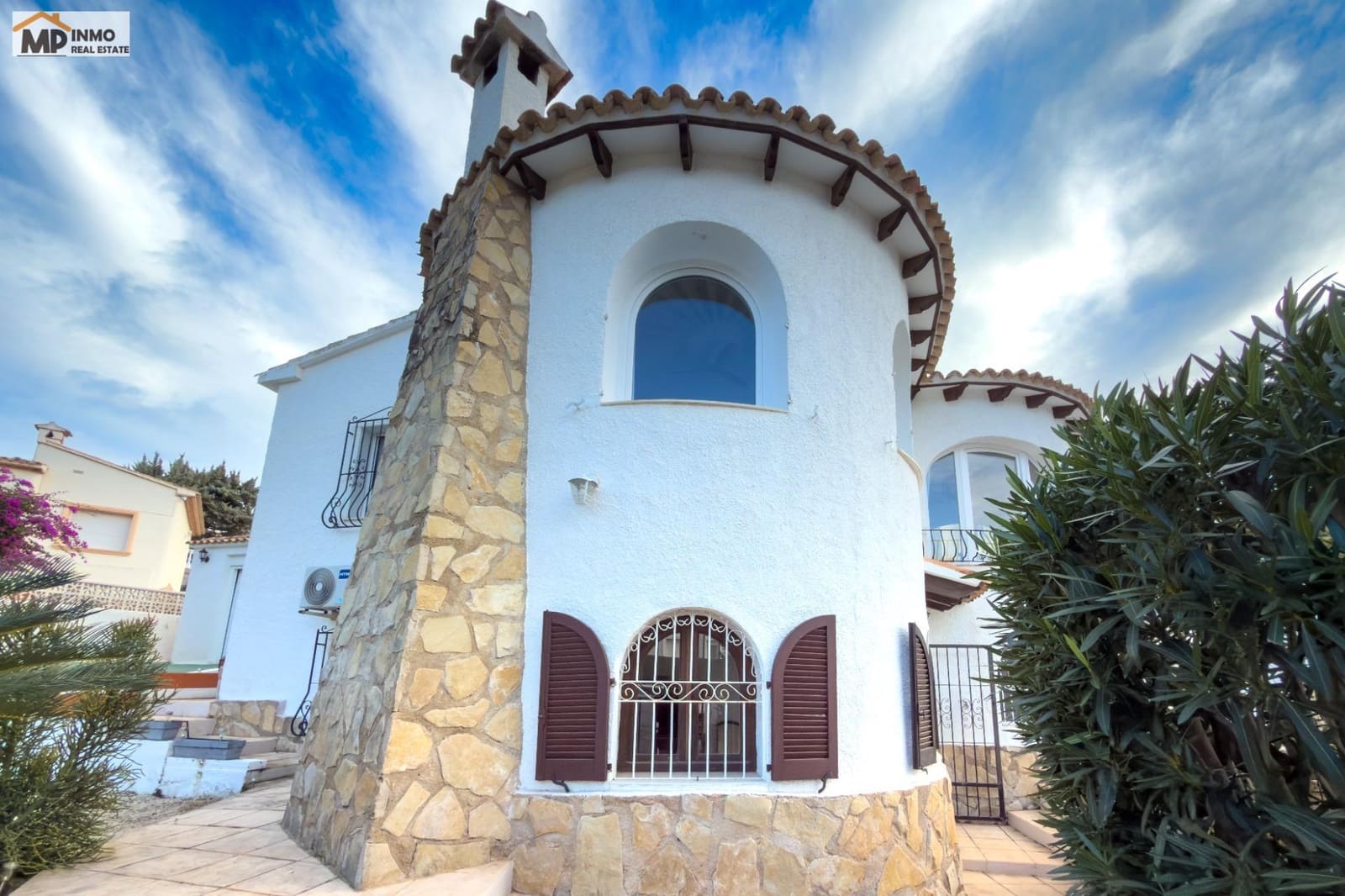 Chalet de 4 habitaciones en Calpe / Calp en venta con piscina garaje - 525.000 € (Ref: 9630325)