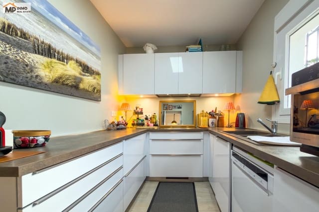 Chalet de 4 habitaciones en Calpe / Calp en venta con piscina garaje - 525.000 € (Ref: 9630325)