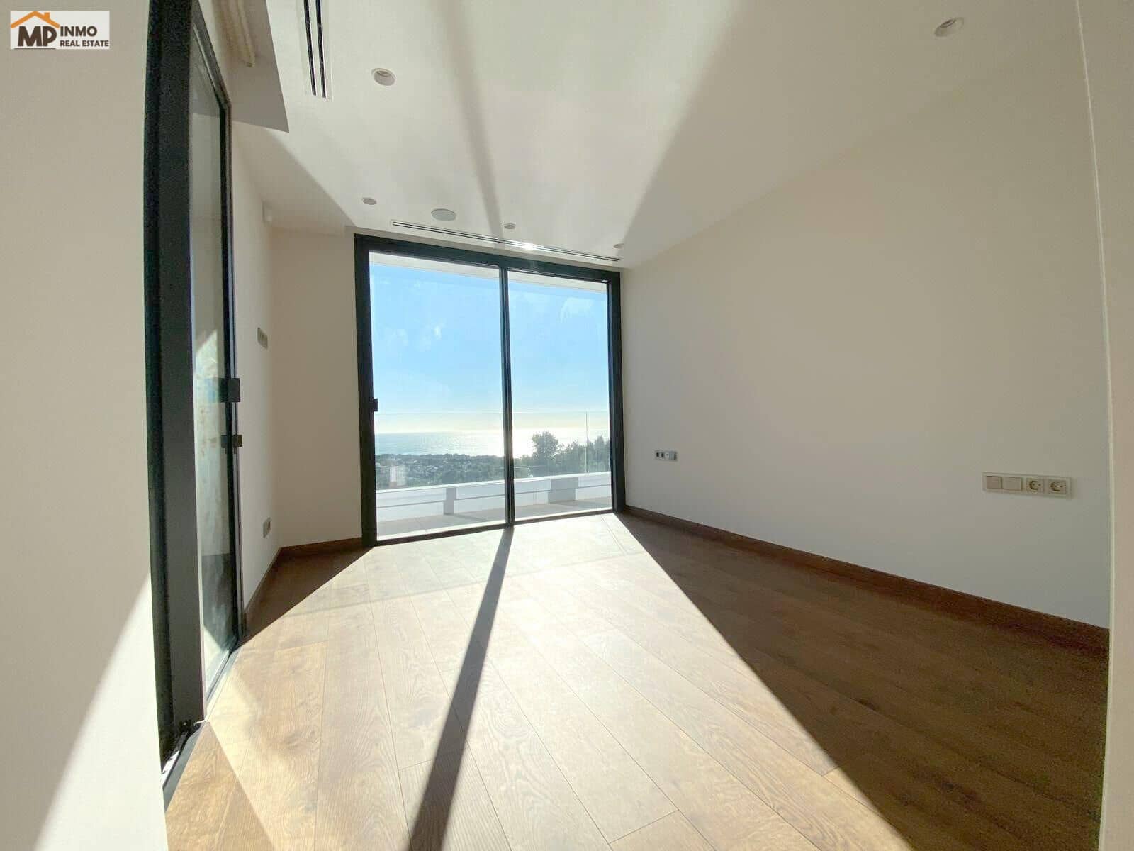 Chalet de 6 habitaciones en Benissa en venta con piscina - 4.000.000 € (Ref: 9686779)