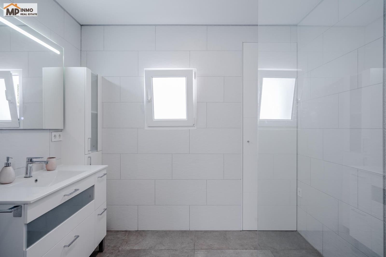 4 chambre Villa/Maison à vendre à Calpe / Calp avec piscine - 1 099 000 € (Ref: 9755953)