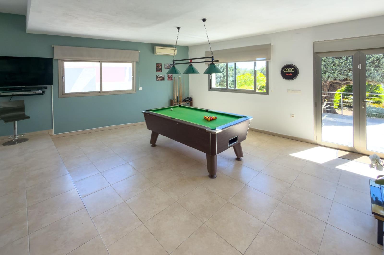 3 bedroom Villa for sale in Calpe / Calp with pool garage - € 1,390,000 (Ref: 9770829)