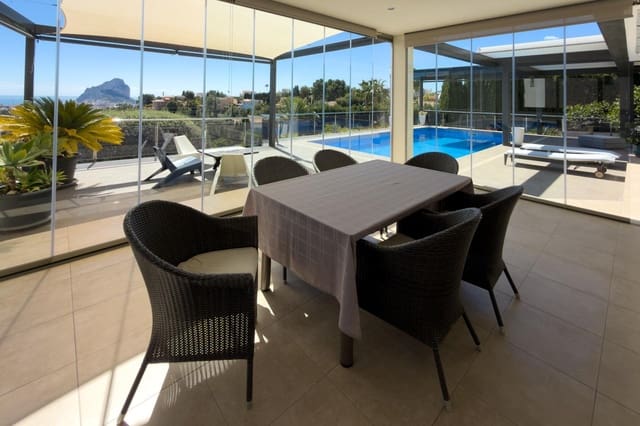 3 soveværelse Villa til salg i Calpe / Calp med swimmingpool garage - € 1.390.000 (Ref: 9770829)