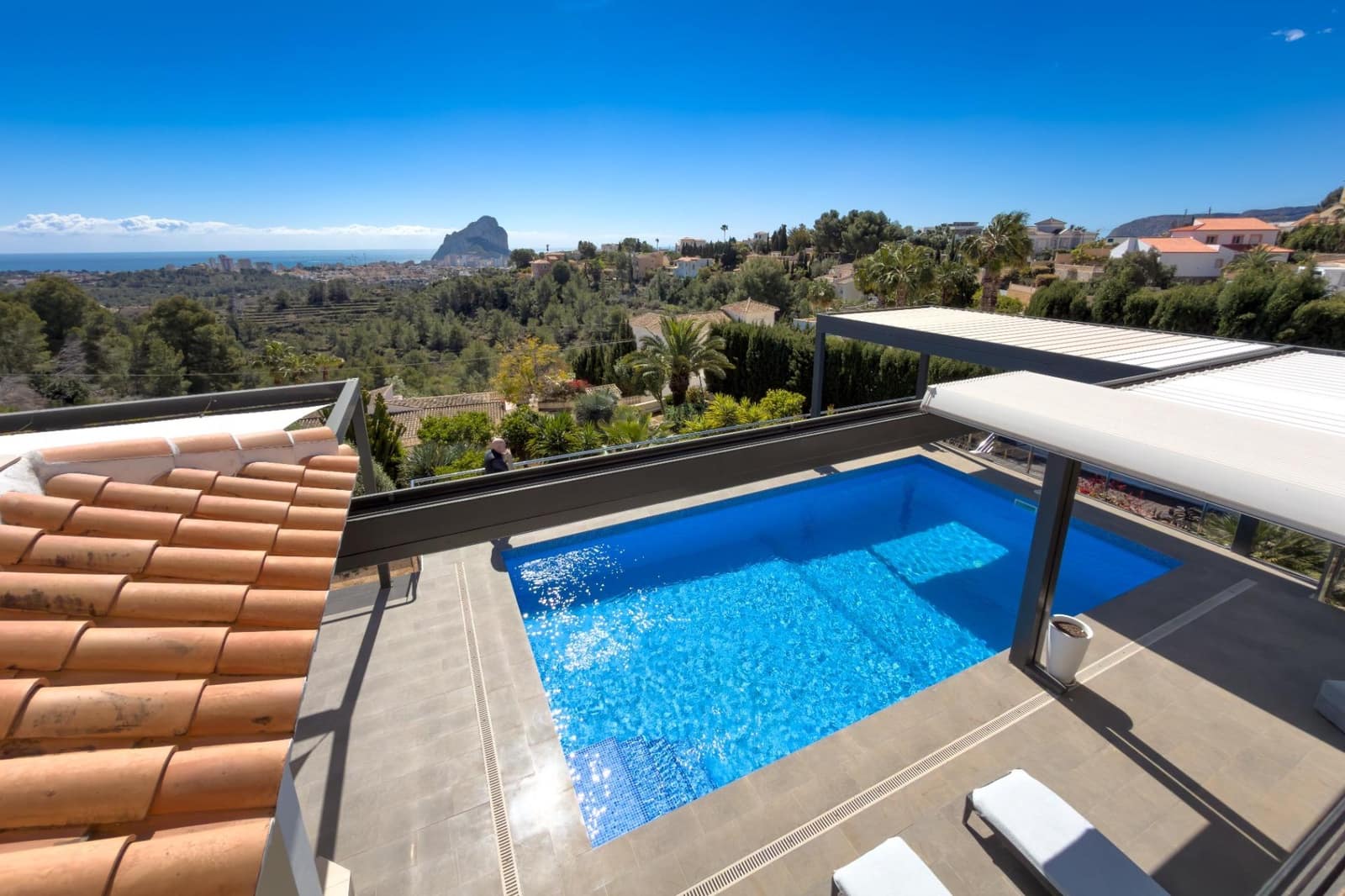 3 bedroom Villa for sale in Calpe / Calp with pool garage - € 1,390,000 (Ref: 9770829)