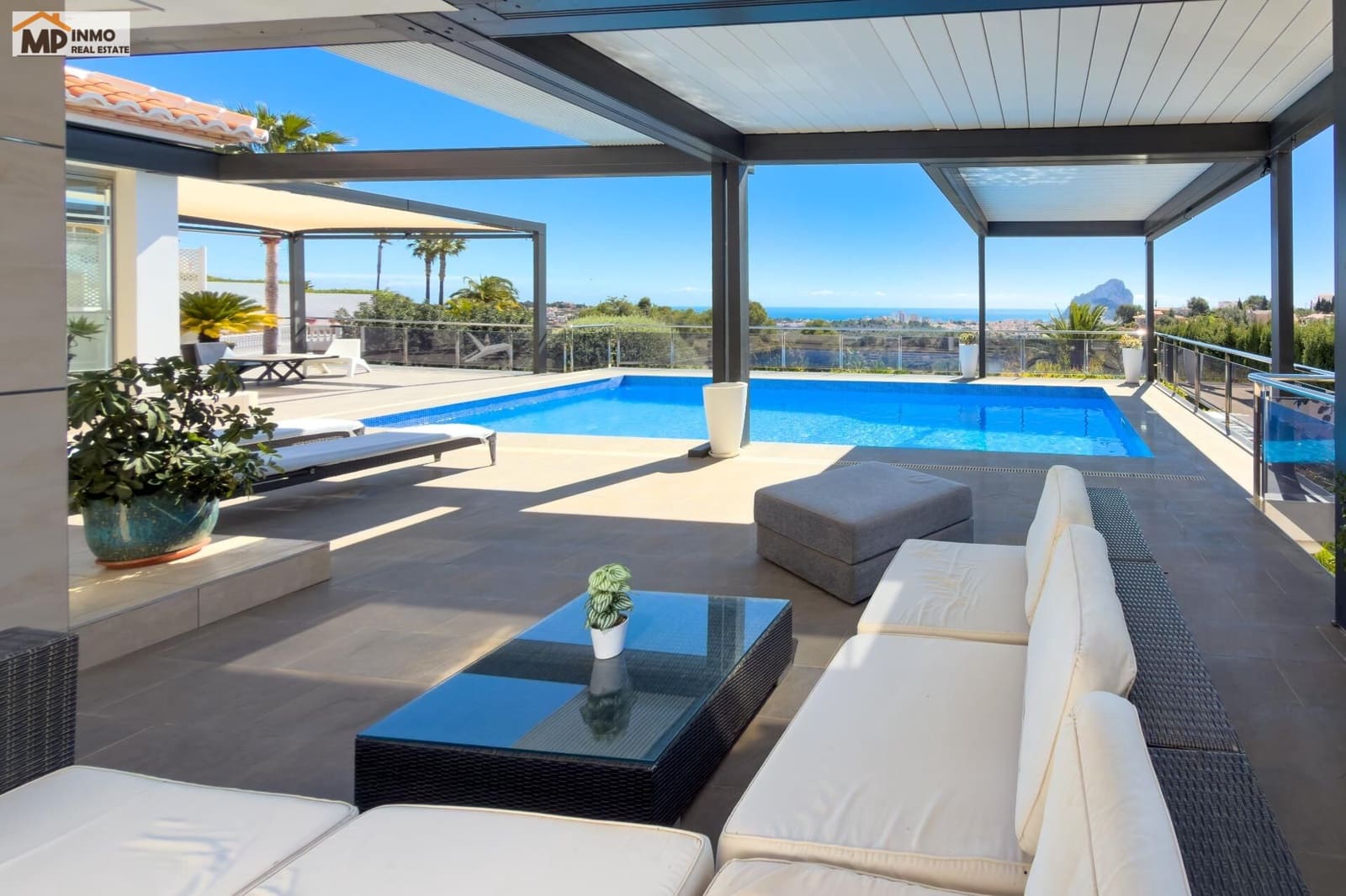 3 sovrum Villa till salu i Calpe / Calp med pool garage - 1 450 000 € (Ref: 9770829)