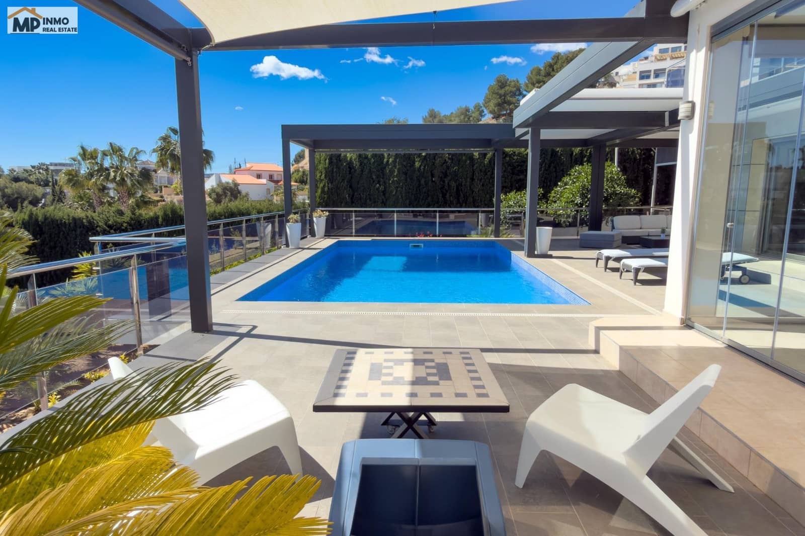 3 sovrum Villa till salu i Calpe / Calp med pool garage - 1 450 000 € (Ref: 9770829)