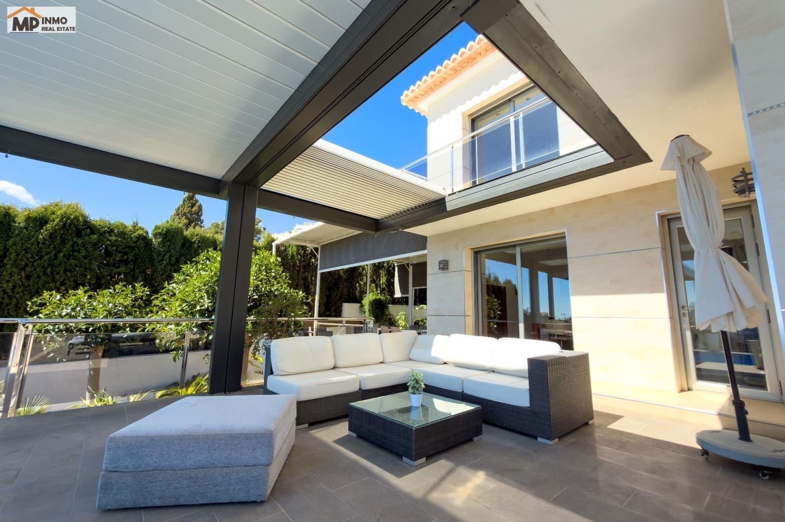 3 sovrum Villa till salu i Calpe / Calp med pool garage - 1 450 000 € (Ref: 9770829)