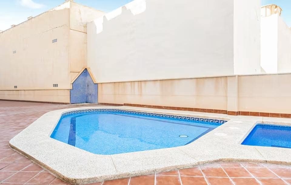 2 Zimmer Apartment zu verkaufen in Calpe / Calp mit Pool Garage - 290.000 € (Ref: 9816047)