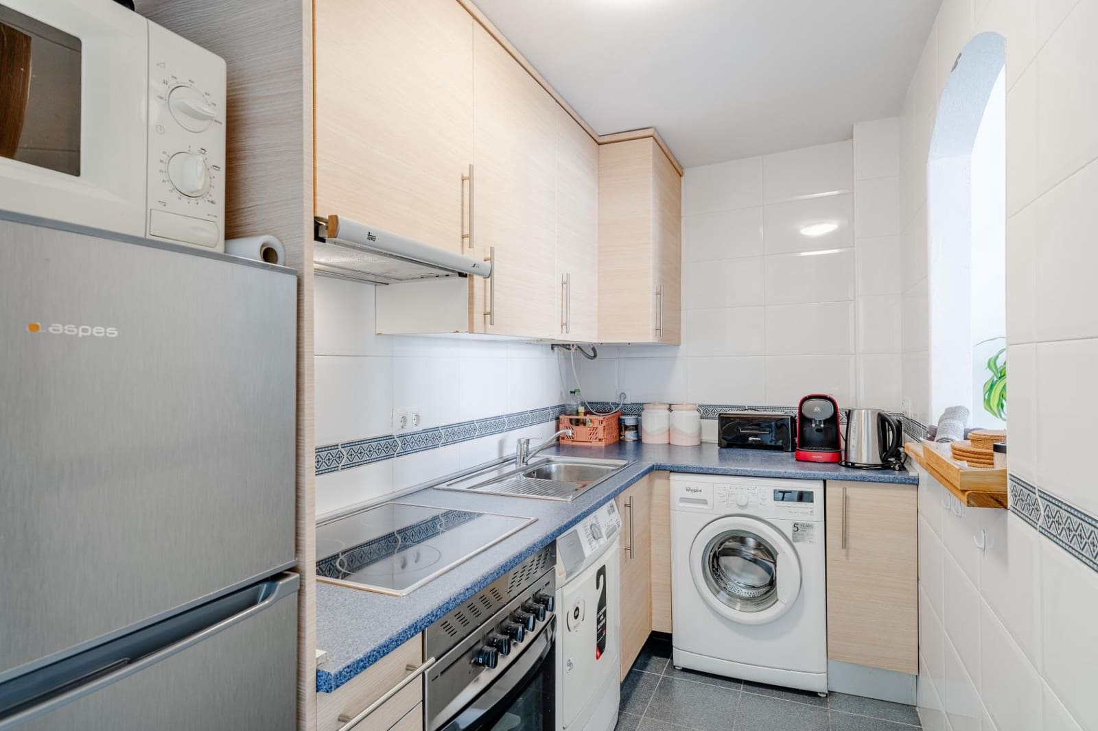 2 Zimmer Apartment zu verkaufen in Calpe / Calp mit Pool Garage - 290.000 € (Ref: 9816047)