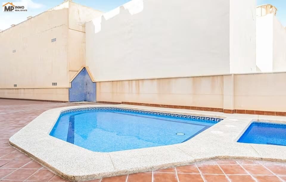 2 makuuhuone Huoneisto myytävänä paikassa Calpe / Calp mukana uima-altaan - 290 000 € (Ref: 9816047)