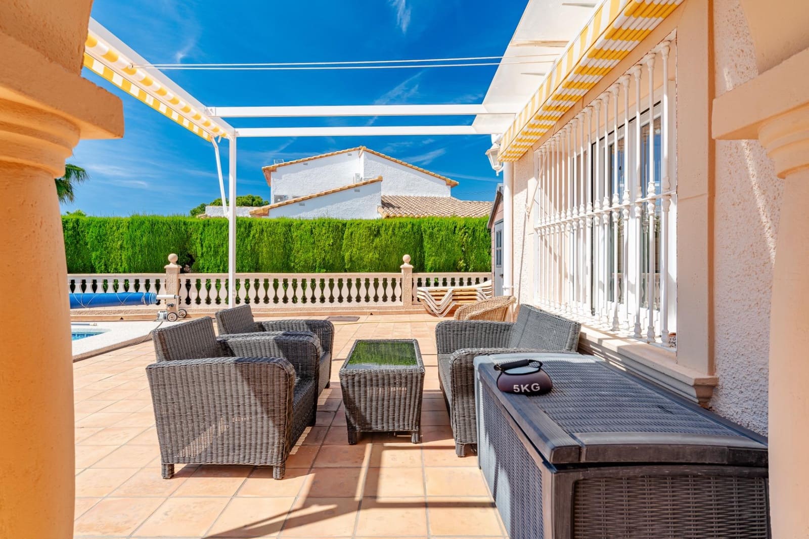 3 soveværelse Villa til salg i Calpe / Calp med swimmingpool garage - € 670.000 (Ref: 9829375)