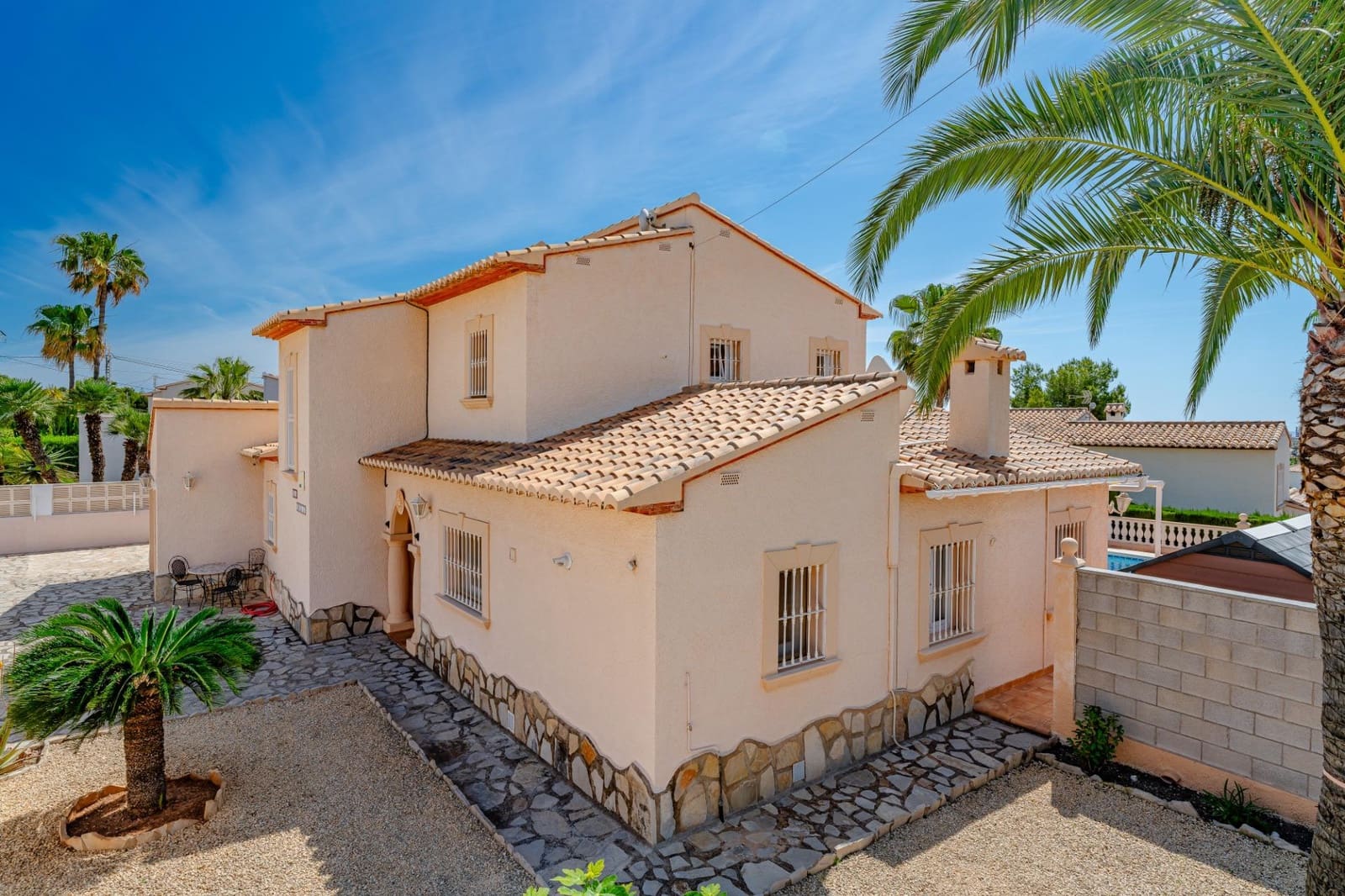 3 soveværelse Villa til salg i Calpe / Calp med swimmingpool garage - € 670.000 (Ref: 9829375)