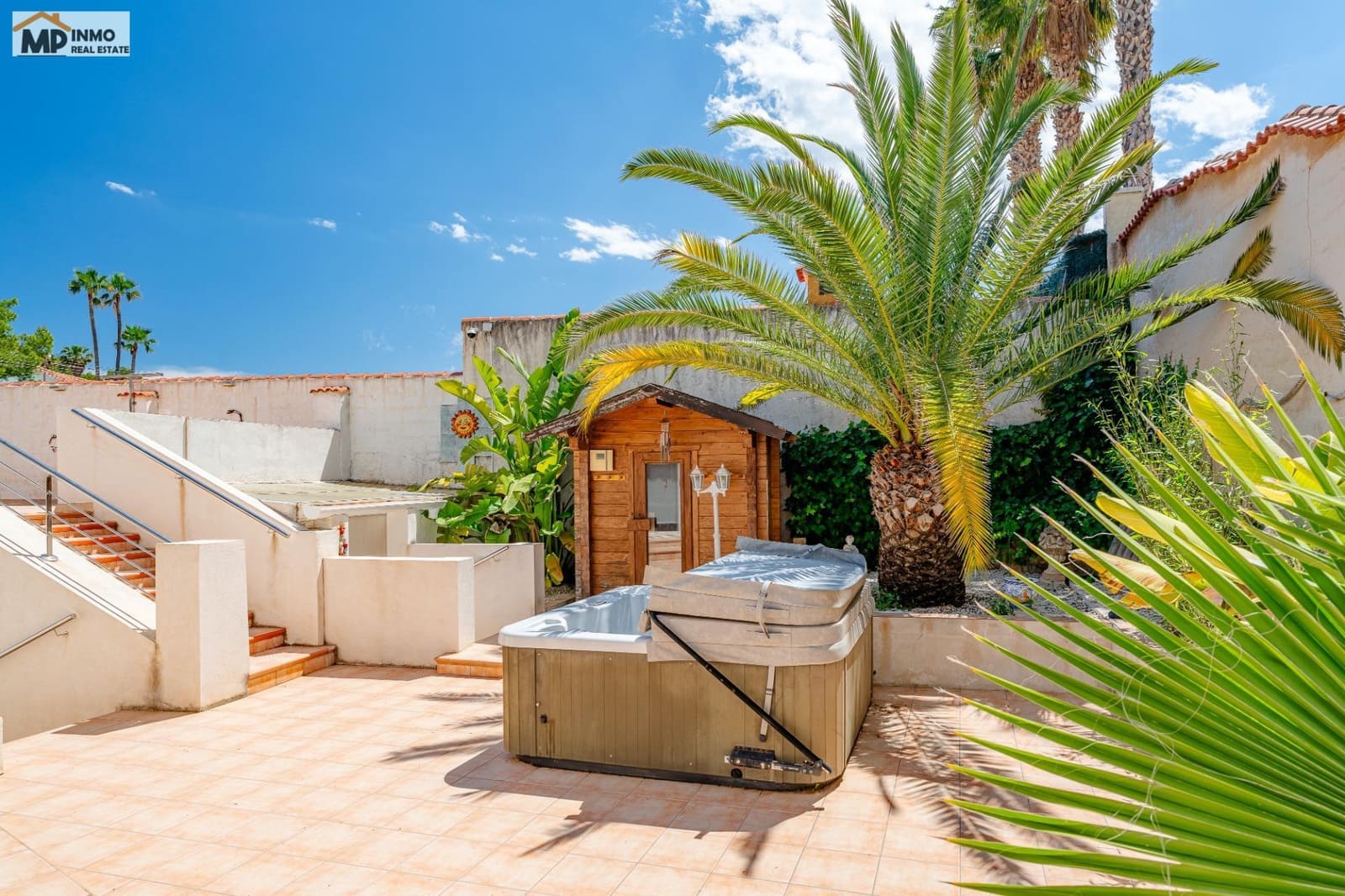 3 bedroom Villa for sale in Calpe / Calp with pool garage - € 480,000 (Ref: 9851958)