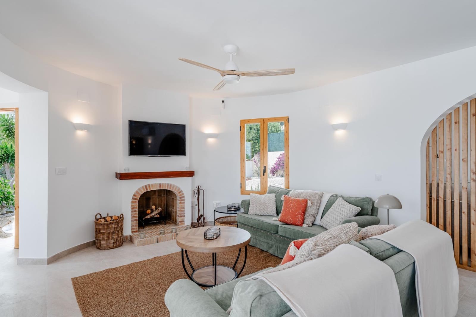 4 bedroom Villa for sale in Calpe / Calp with pool garage - € 925,000 (Ref: 9936565)