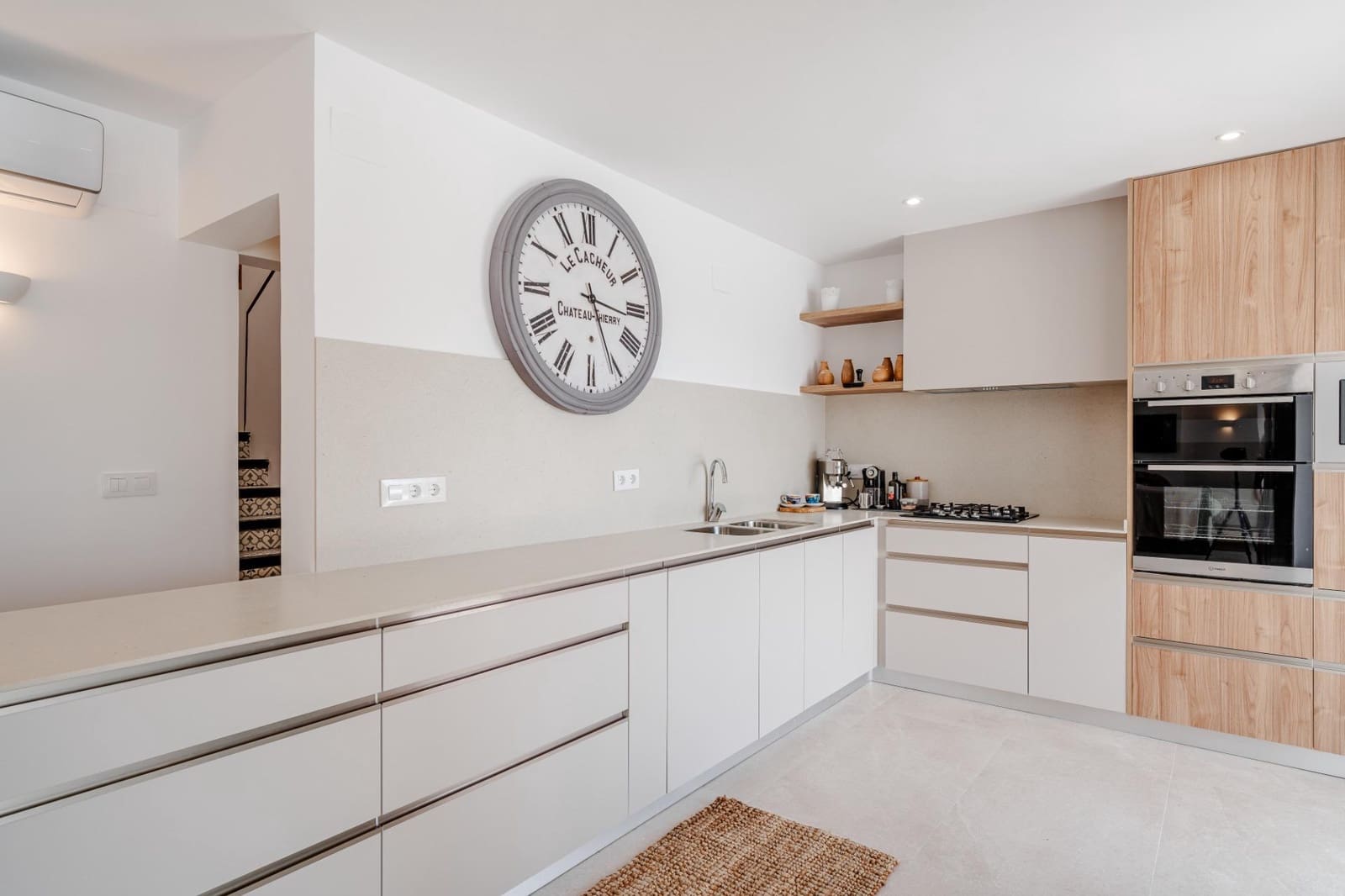 4 bedroom Villa for sale in Calpe / Calp with pool garage - € 925,000 (Ref: 9936565)