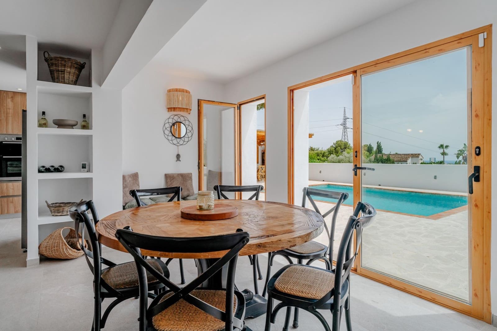 4 bedroom Villa for sale in Calpe / Calp with pool garage - € 925,000 (Ref: 9936565)