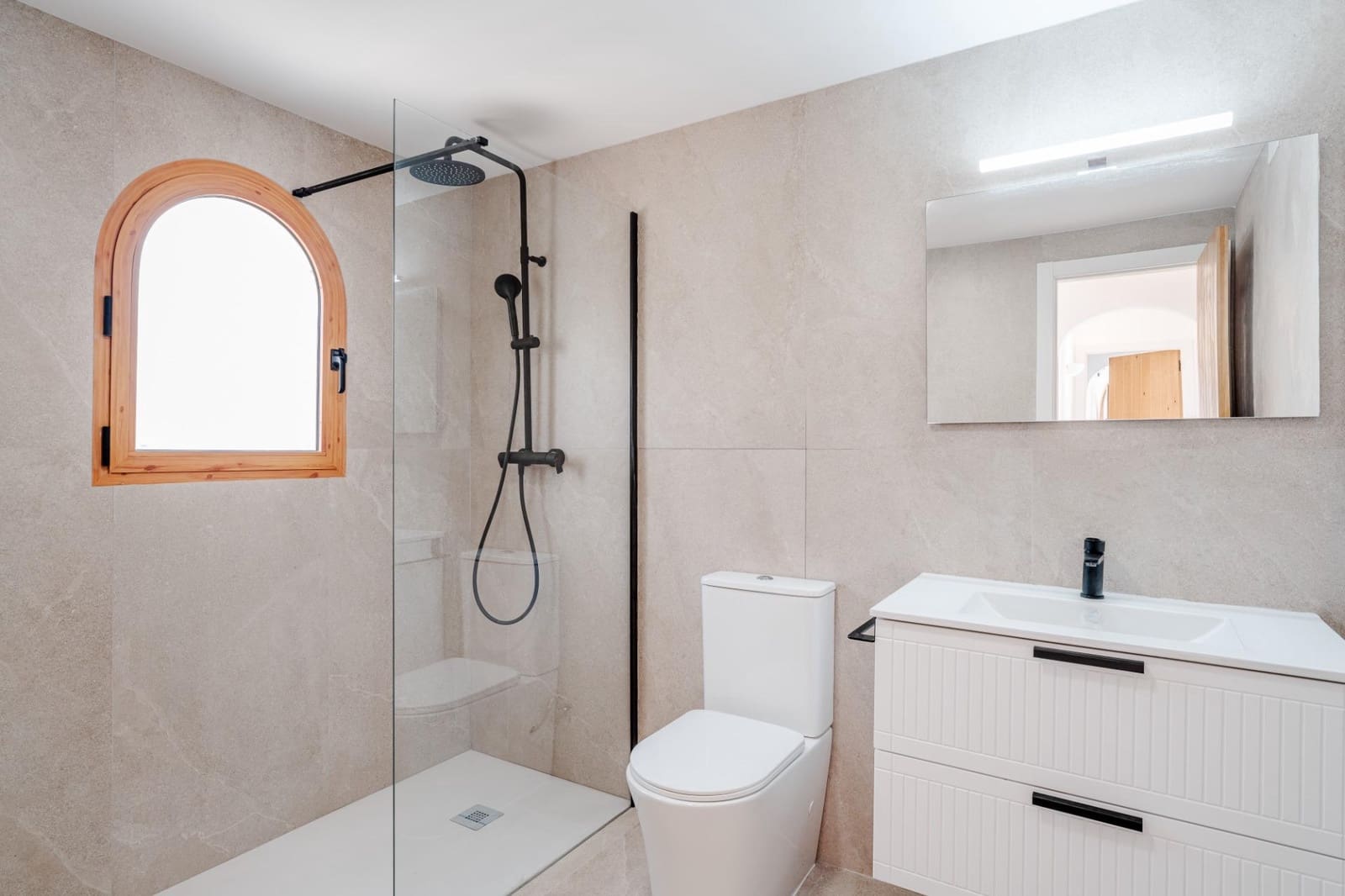 4 bedroom Villa for sale in Calpe / Calp with pool garage - € 925,000 (Ref: 9936565)