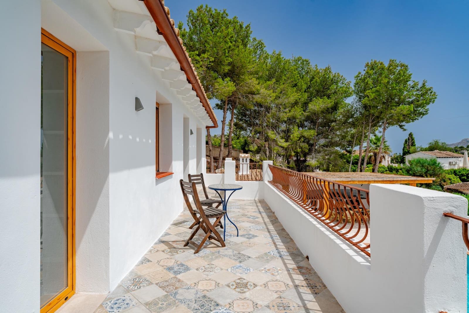 4 bedroom Villa for sale in Calpe / Calp with pool garage - € 925,000 (Ref: 9936565)