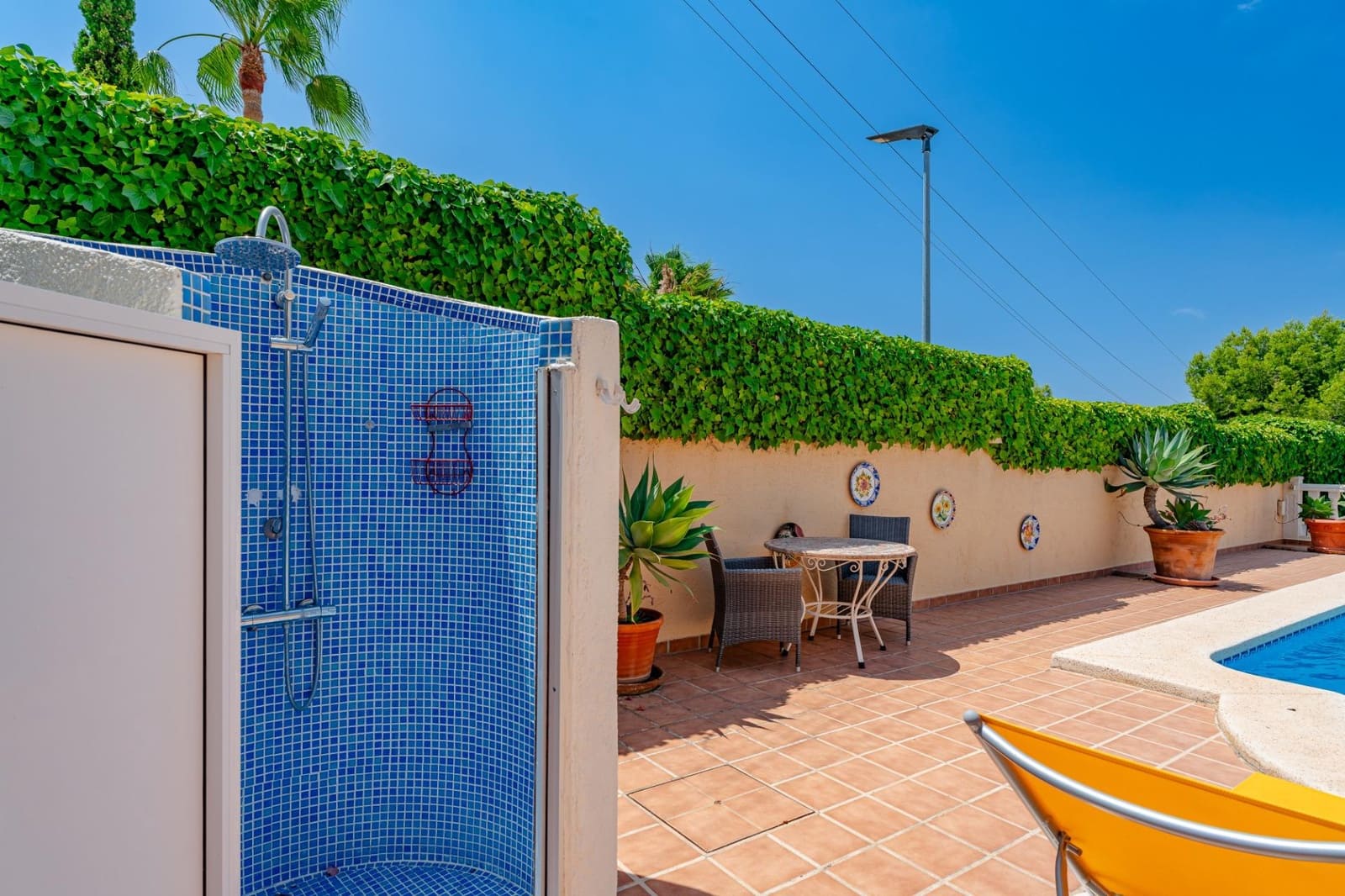 4 Zimmer Villa zu verkaufen in Calpe / Calp mit Pool Garage - 690.000 € (Ref: 9940348)