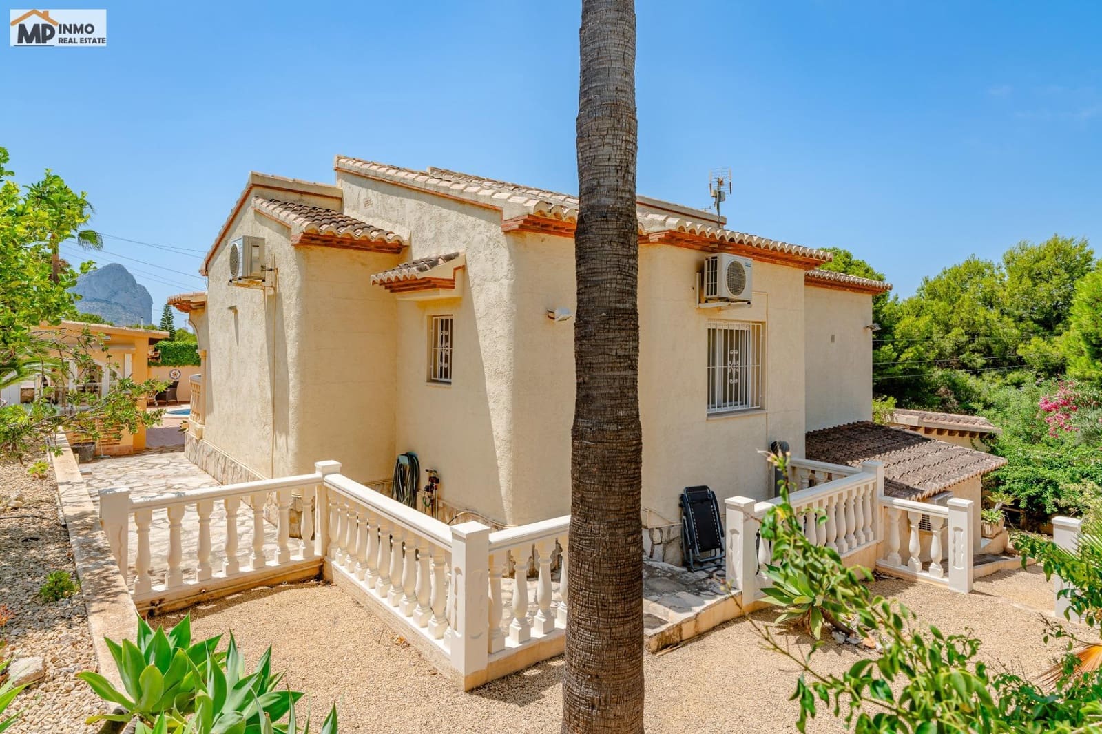 4 makuuhuone Huvila myytävänä paikassa Calpe / Calp mukana uima-altaan 
autotalli - 690 000 € (Ref: 9940348)